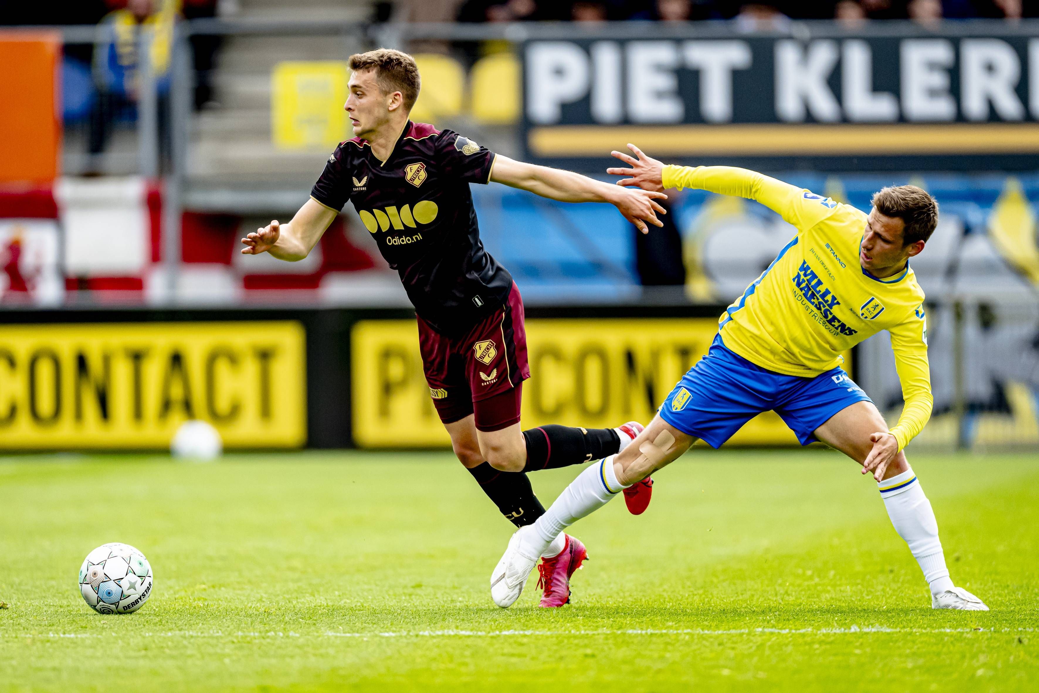 Oscar Fraulo im Trikot des FC Utrecht.