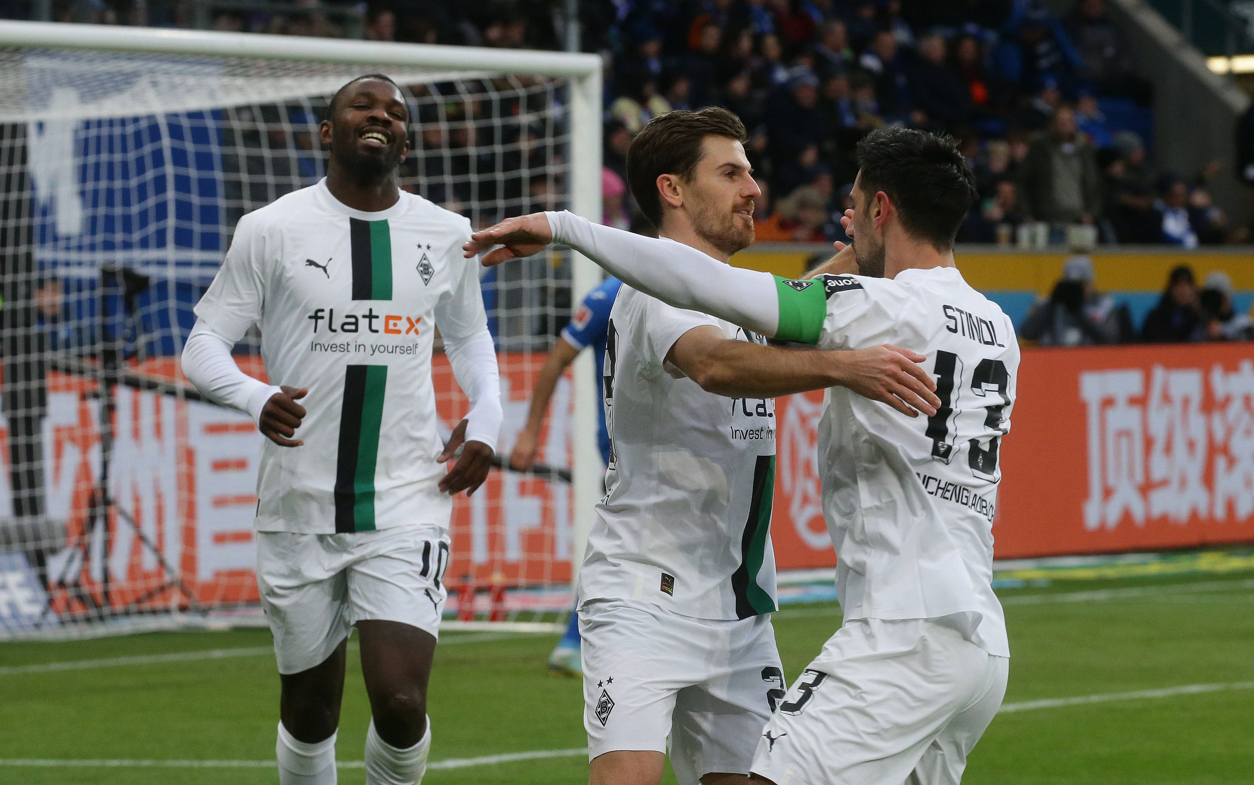 Jonas Hofmann und Lars Stindl beim Torjubel.