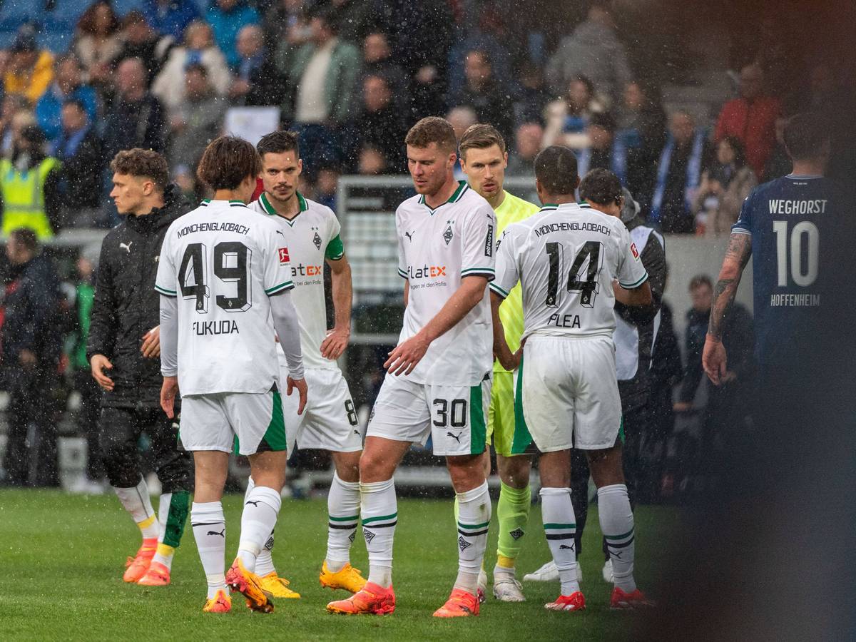 Spieler von Borussia Mönchengladbach sind frustriert.