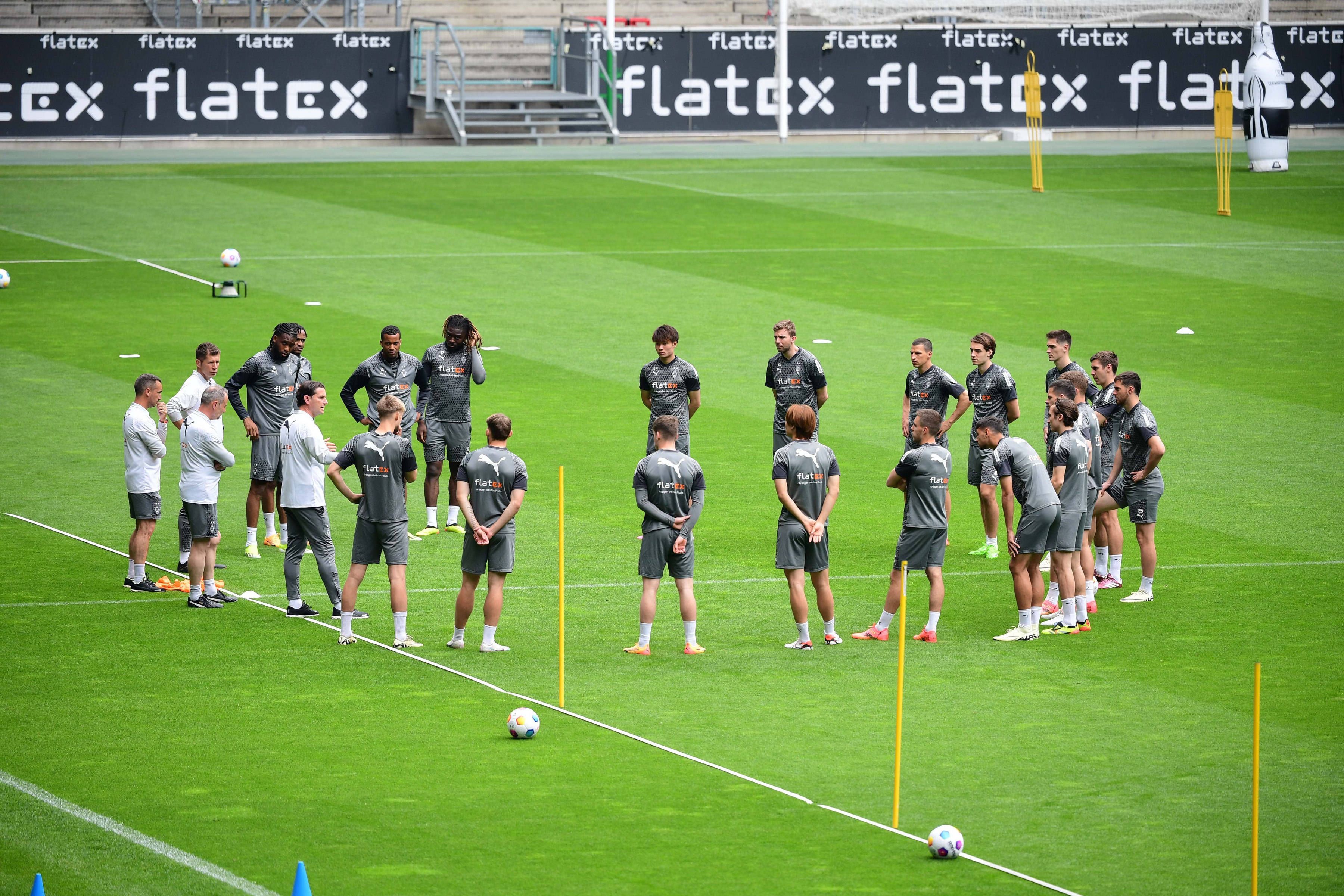 Die Spieler von Borussia Mönchengladbach beim Training.