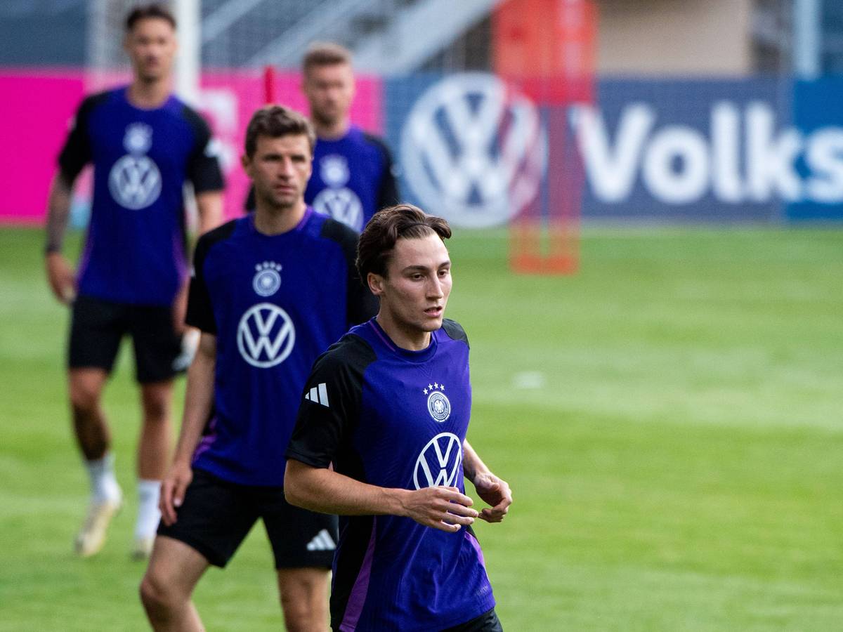 Rocco Reitz im DFB-Trainingsshirt.