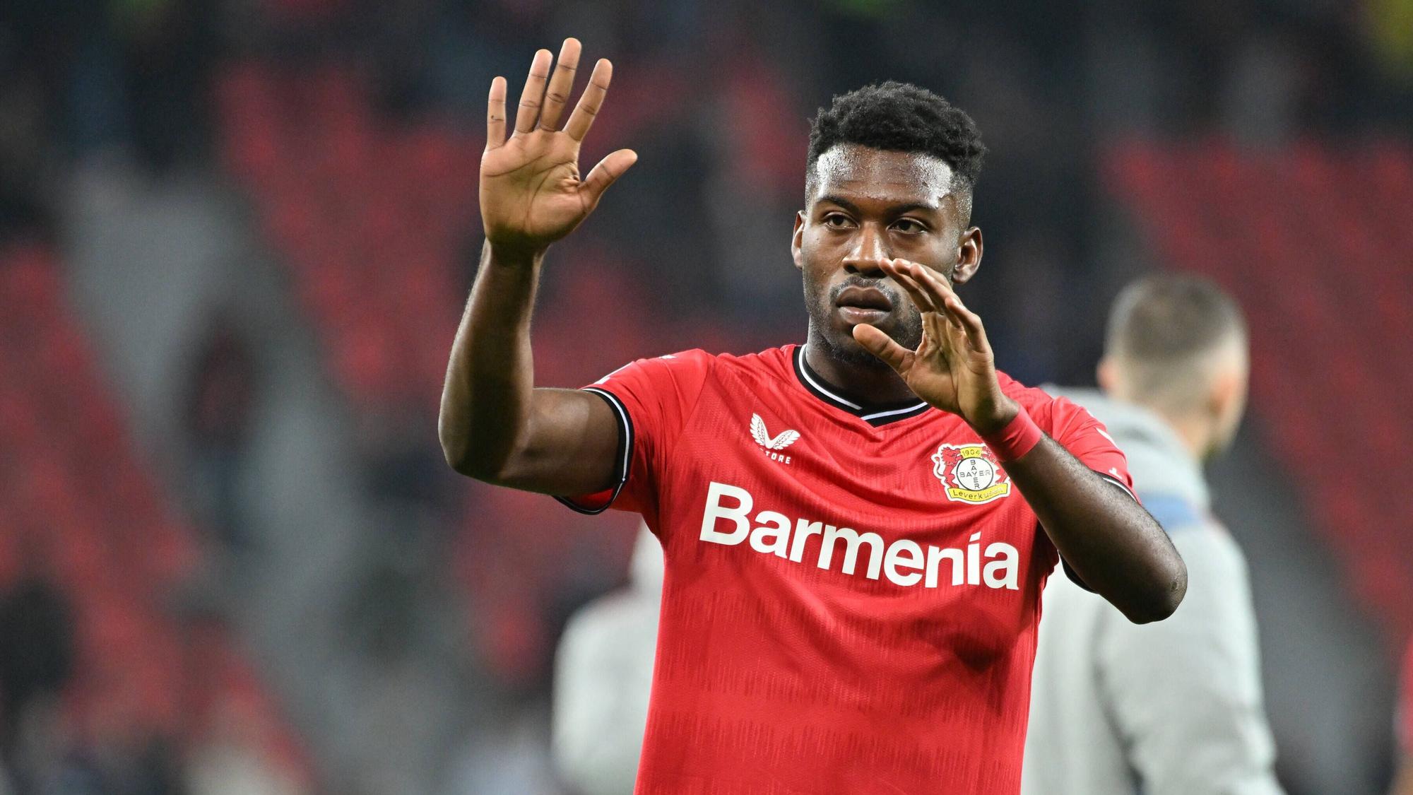 Timothy Fosu-Mensah im Bayer-Trikot.