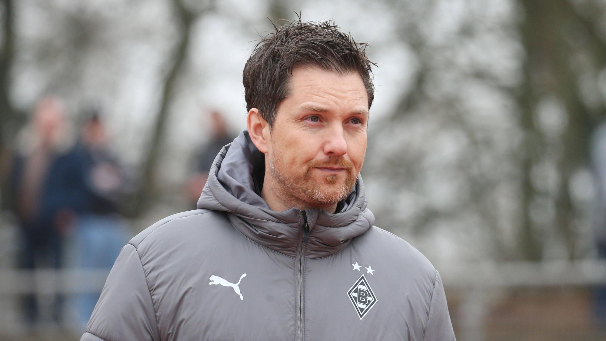 Mirko Sandmöller in einer Borussia-Jacke.