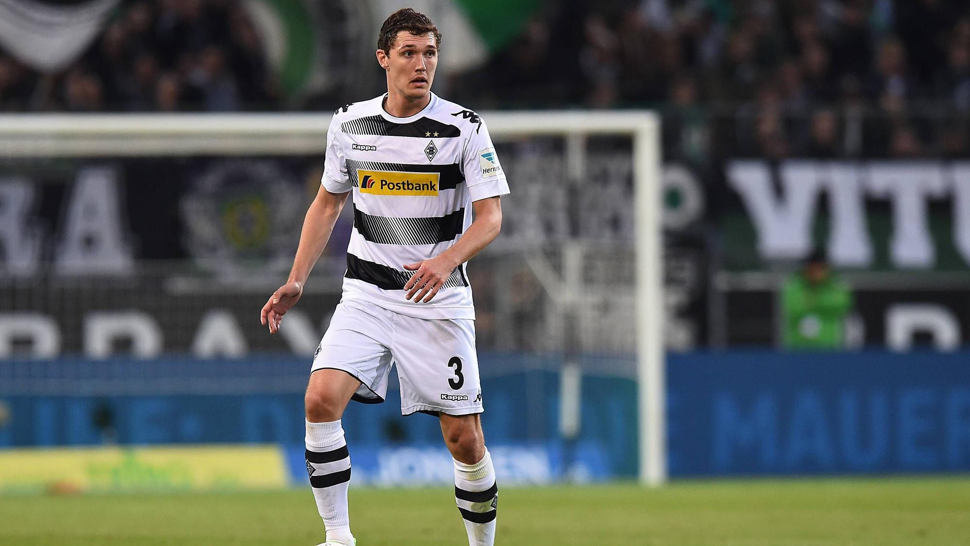 Andreas Christensen am Ball.