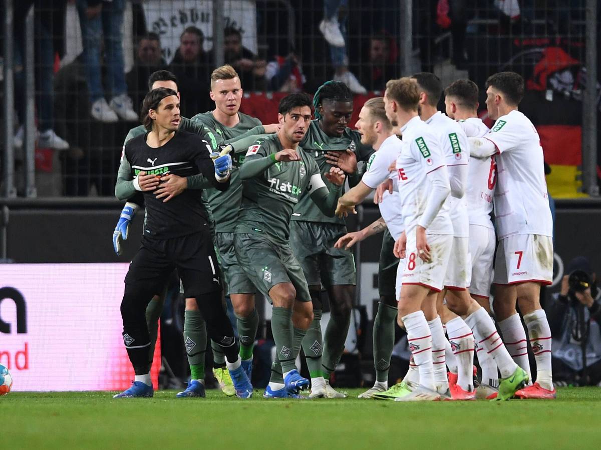 Lars Stindl hat Stress mit Spielern des 1. FC Köln.