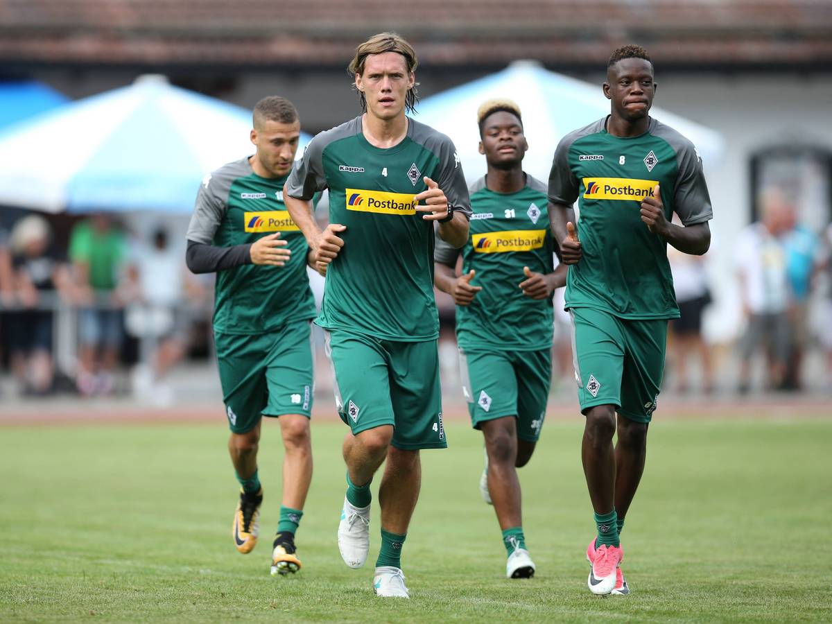Spieler von Borussia Mönchengladbach beim Training.