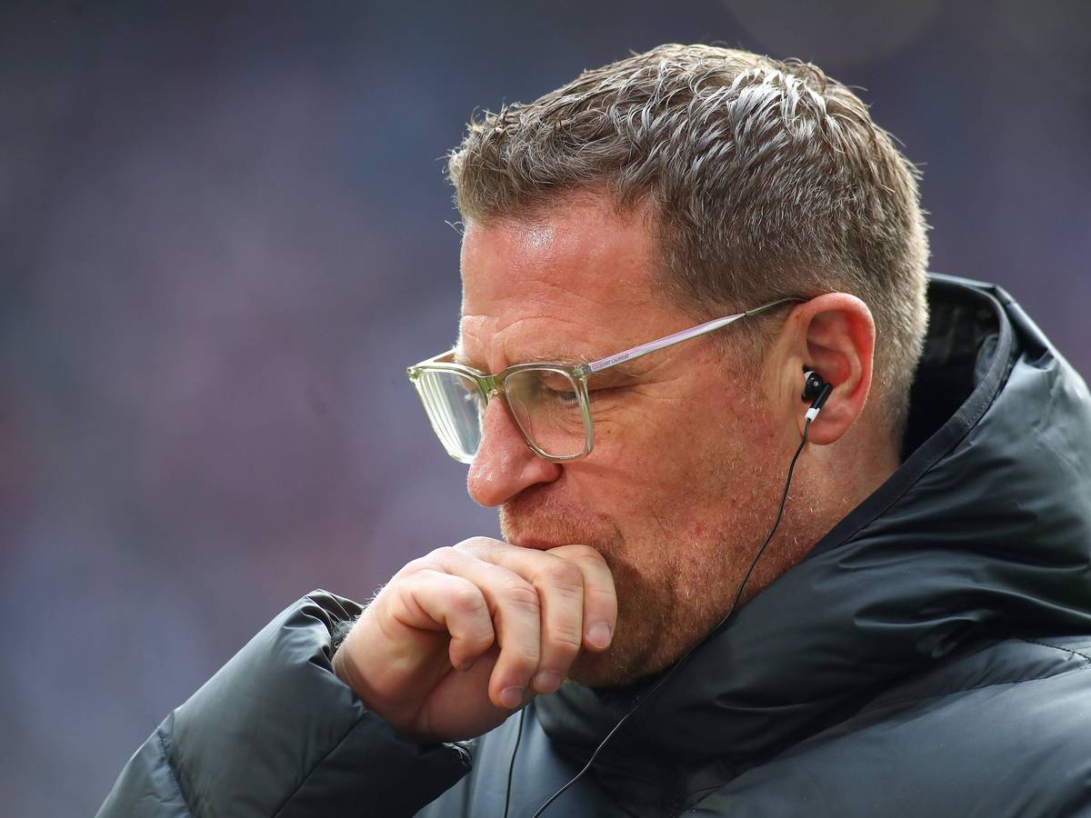 Max Eberl schaut nachdenklich.