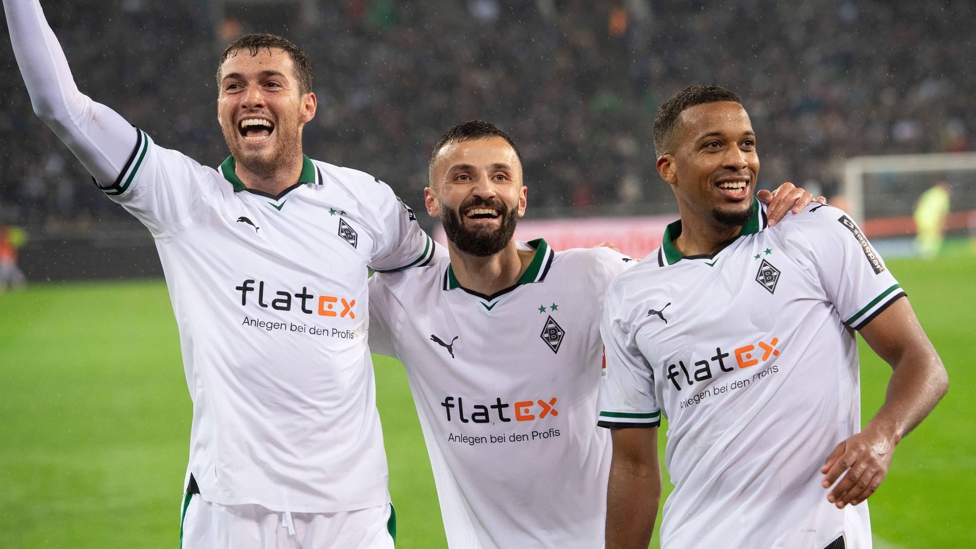 Gladbach-Profis im Jubel nach einem Treffer.