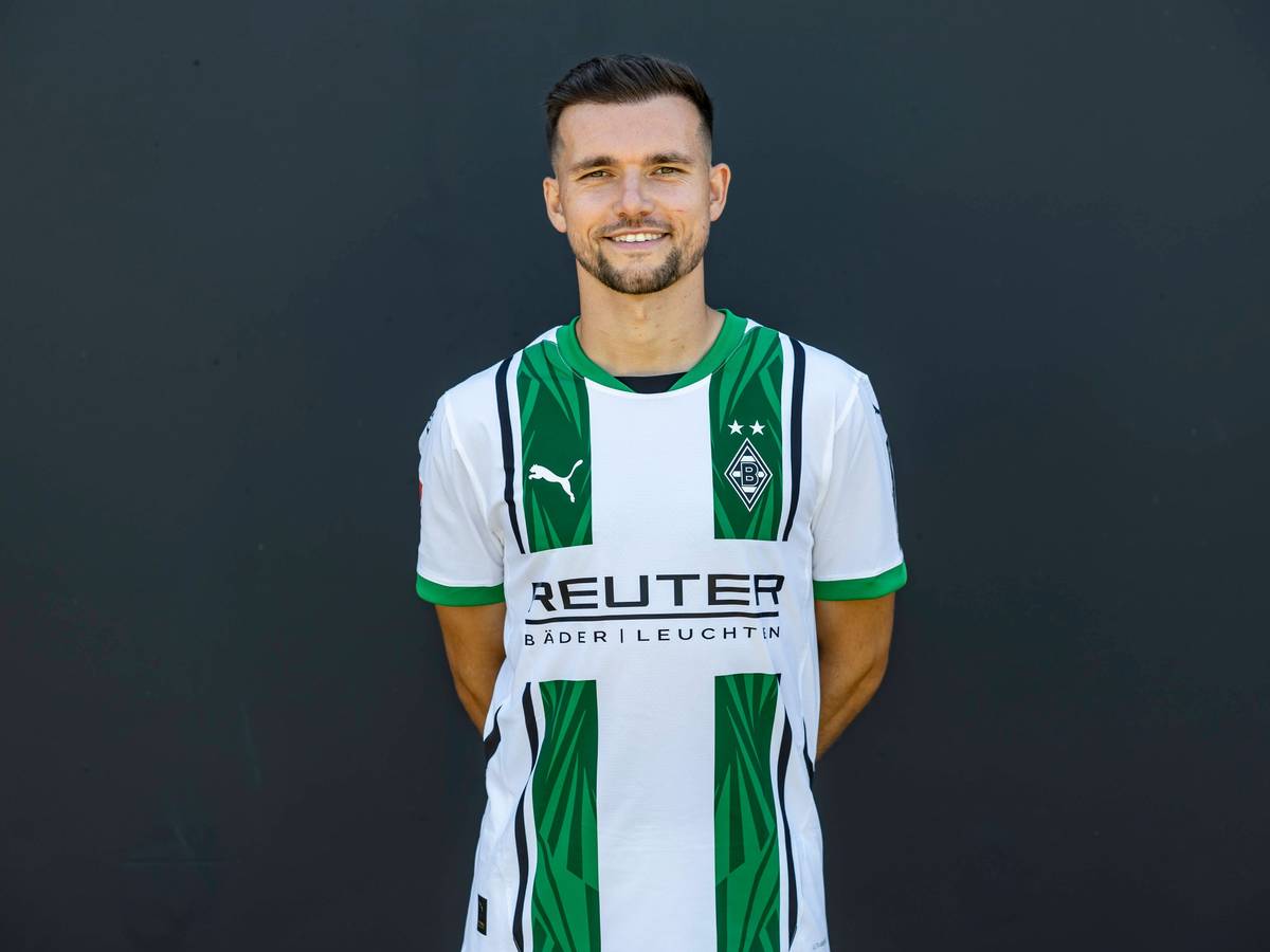 Kevin Stöger, offensives Mittelfeld, von Fußball-Bundesligist Borussia Mönchengladbach in der Saison 2024/2025.