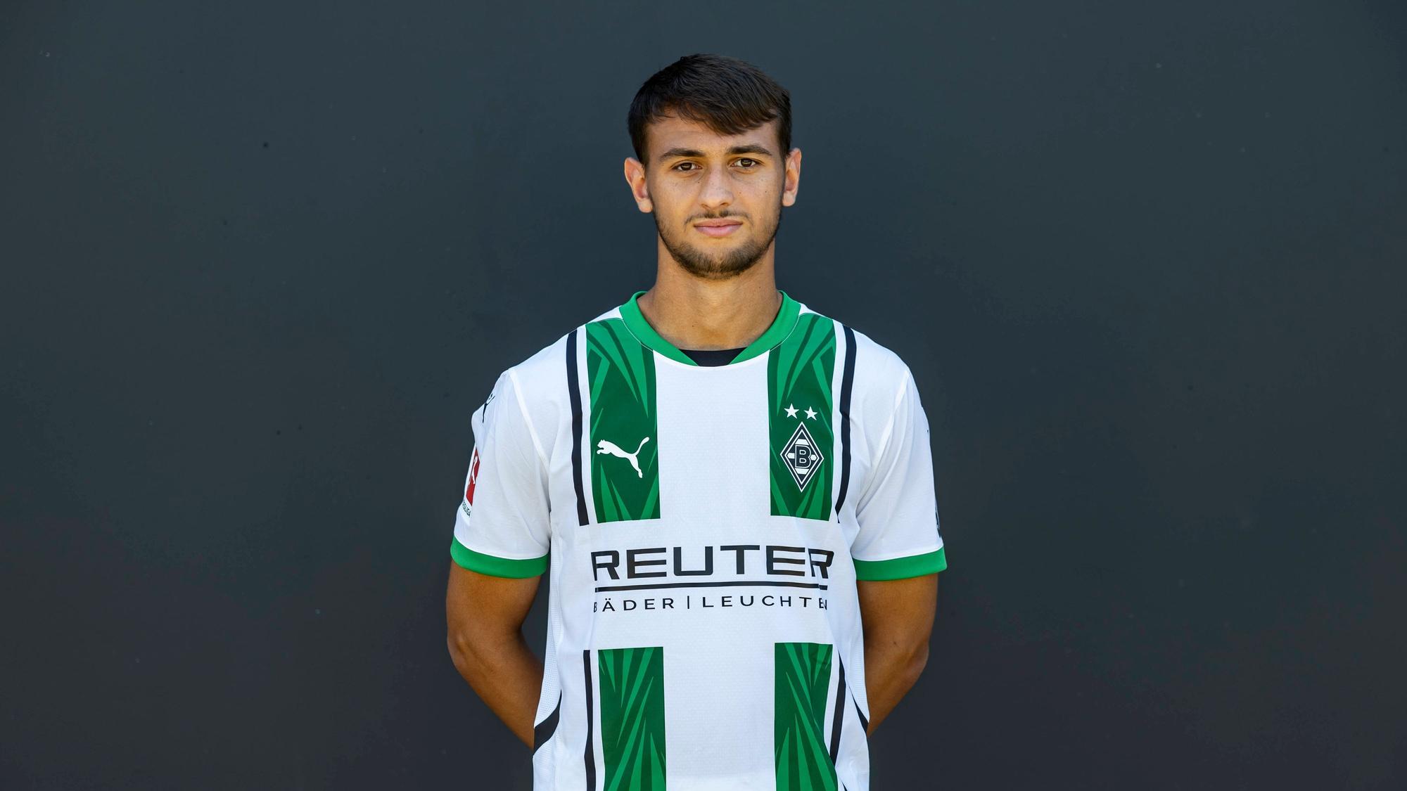 Fabio Chiarodia, Innenverteidiger von Fußball-Bundesligist Borussia Mönchengladbach in der Saison 2024/2025.
