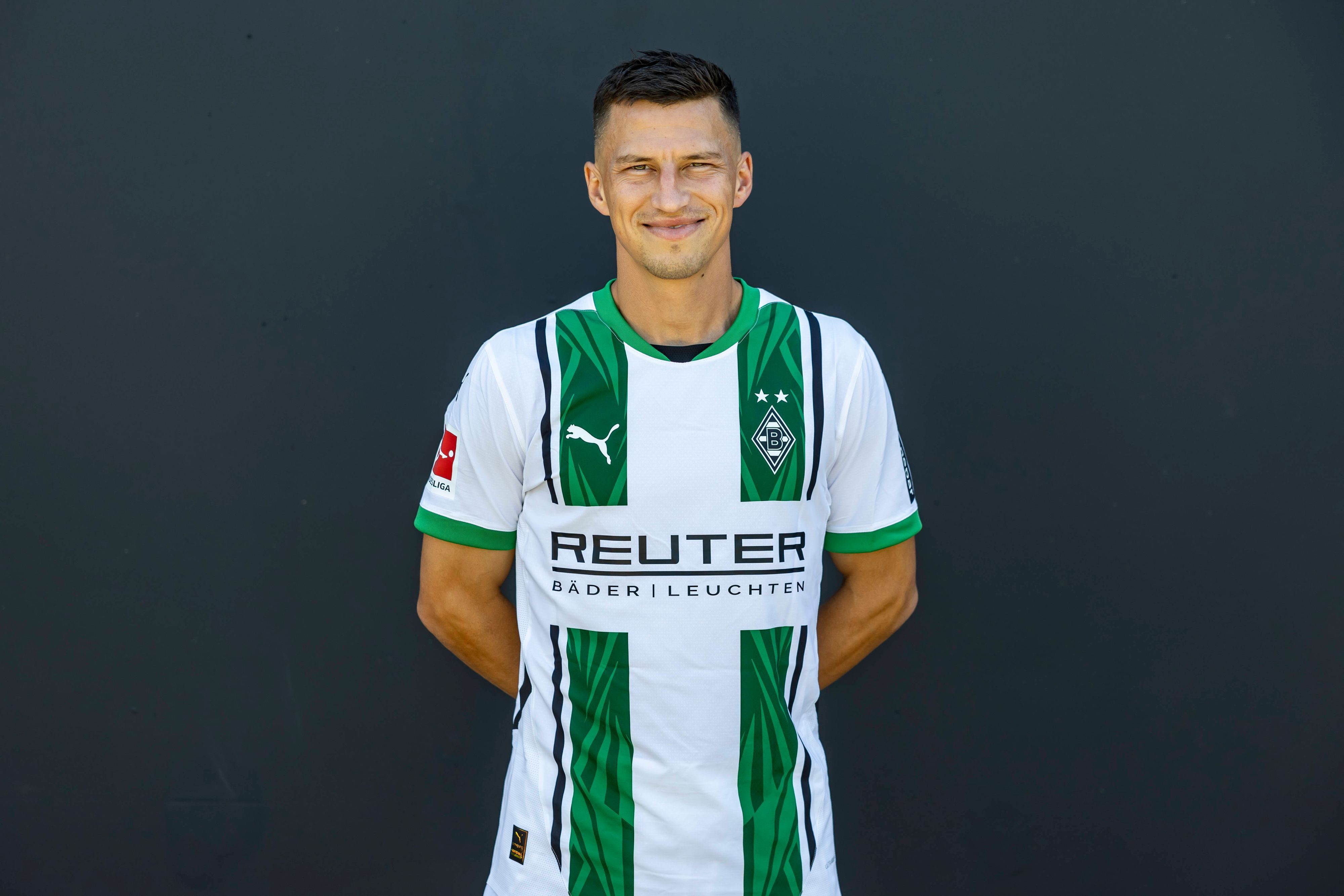 Stefan Lainer, rechter Verteidiger von Fußball-Bundesligist Borussia Mönchengladbach in der Saison 2024/2025.