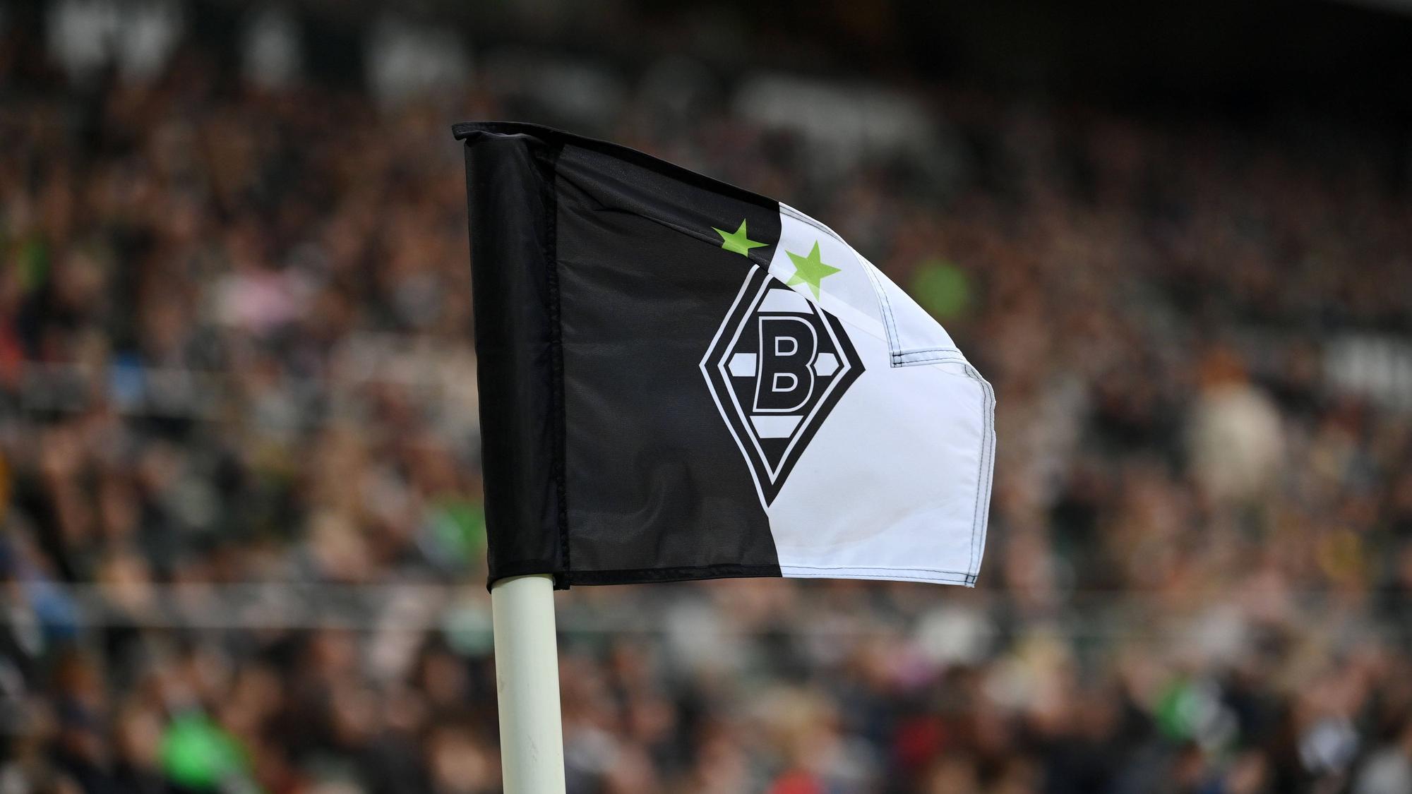 Eine Gladbacher Eckfahne im Borussia-Park.