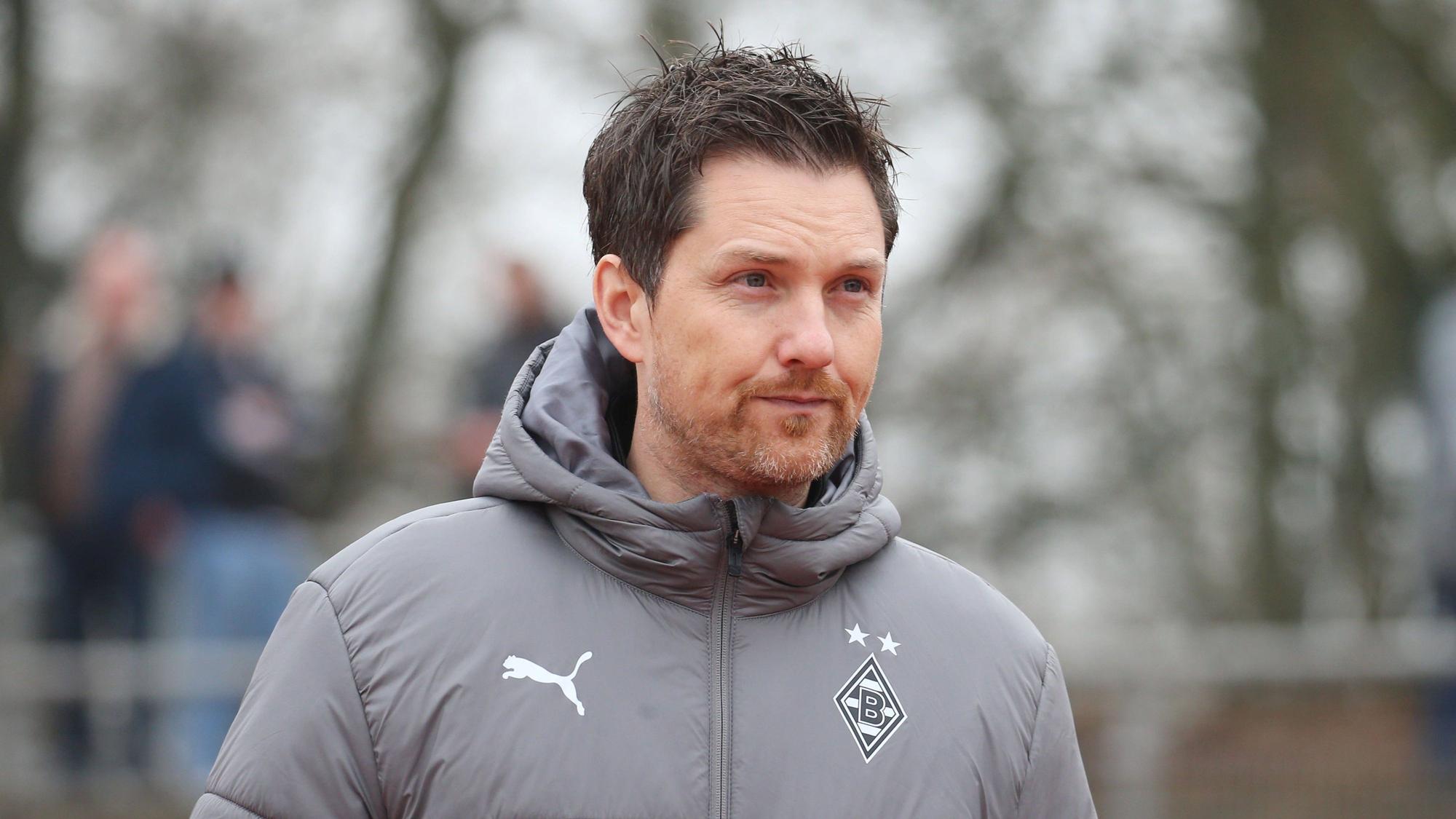Mirko Sandmöller in einer Borussia-Jacke.