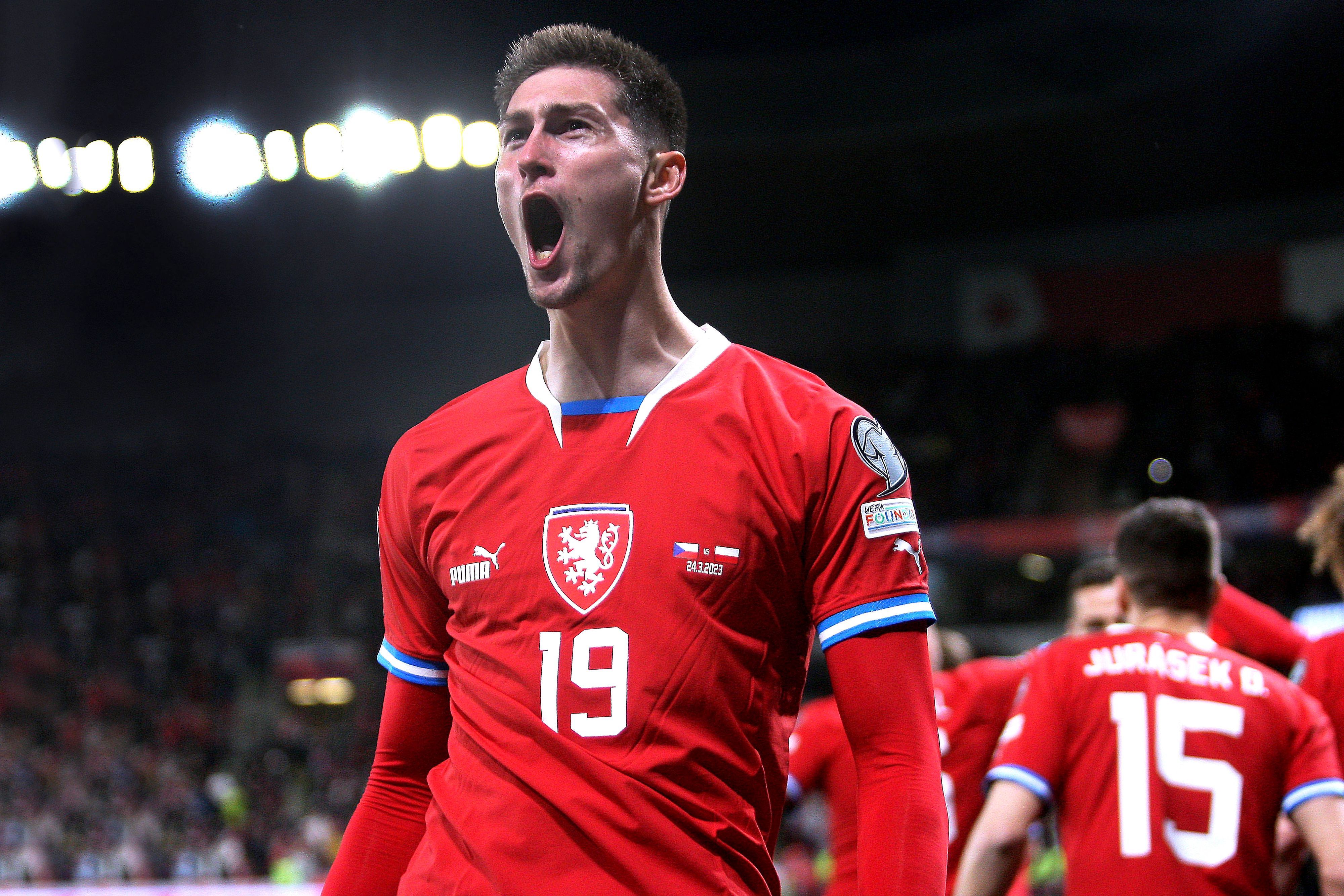 Tomas Cvancara beim Jubel im Trikot der tschechischen Nationalmannschaft.