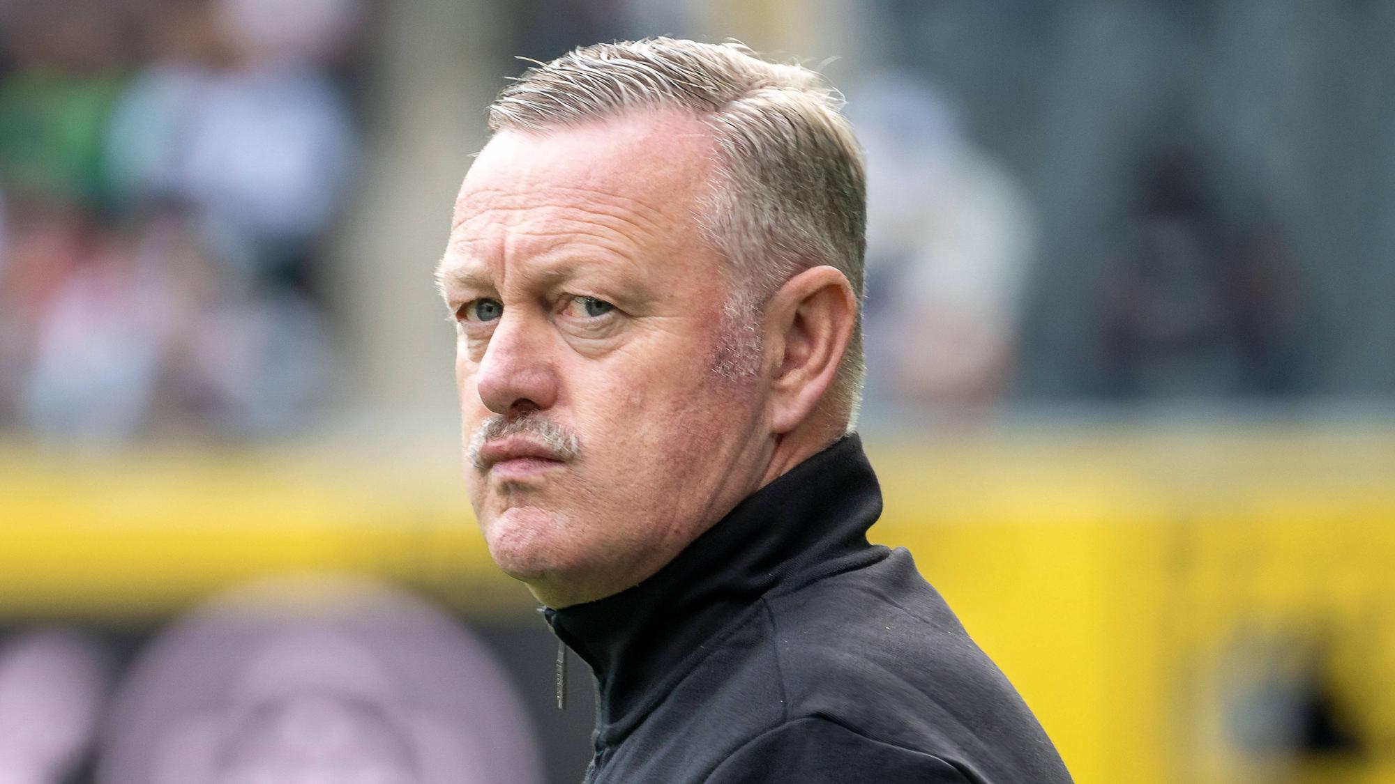 Roland Virkus mit einem konzentrierten Blick.