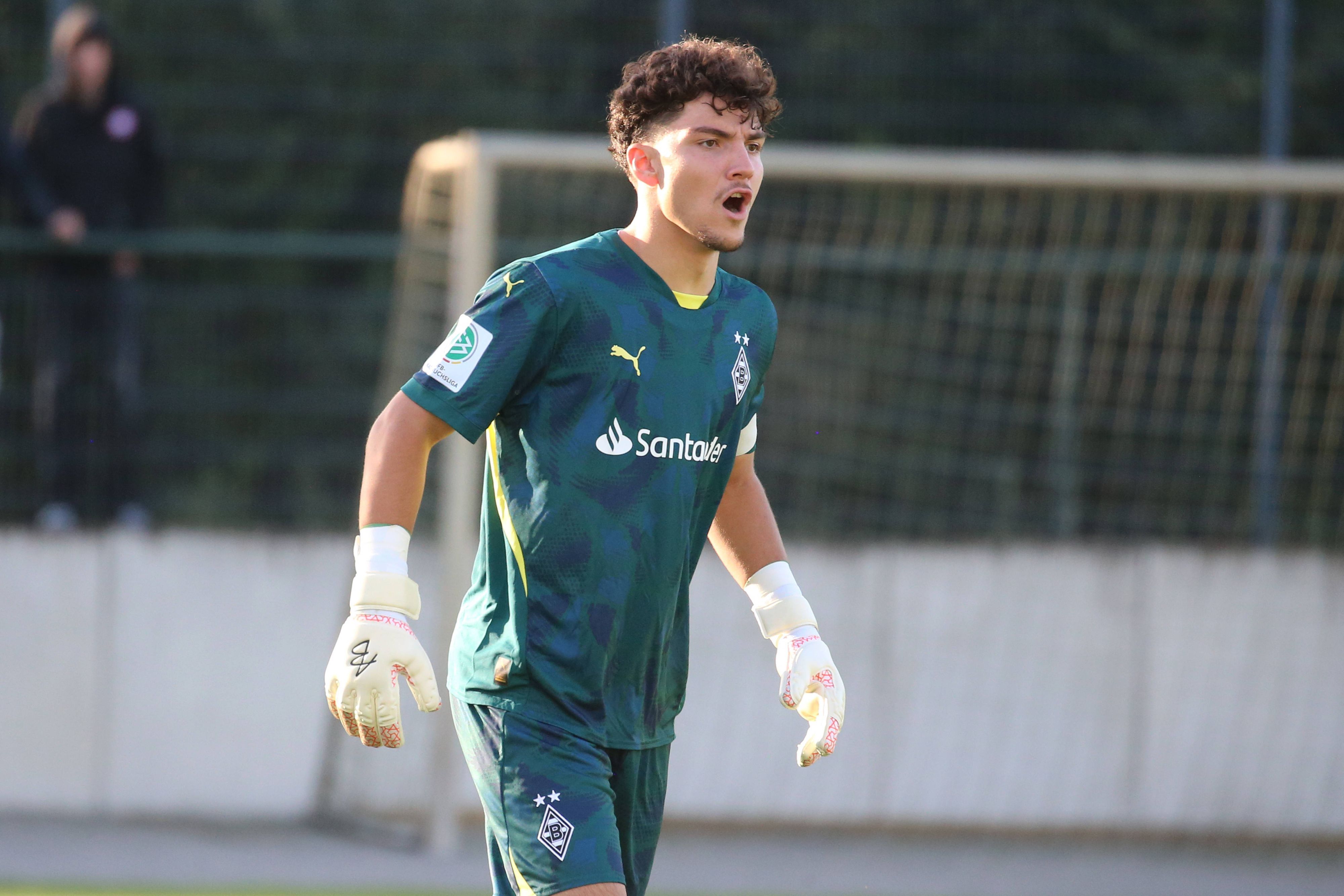 Tiago Pereira Cardoso im Tor der U19 von Borussia Mönchengladbach.
