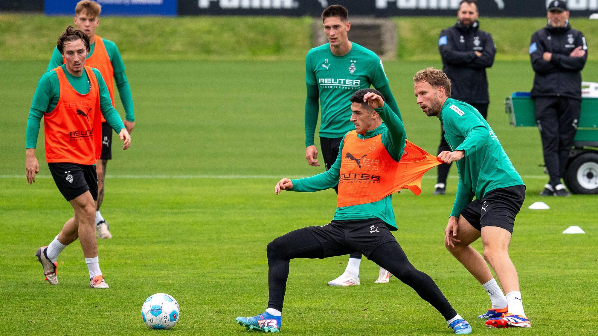 Profis von Borussia Mönchengladbach beim Training am 17. September 2024.