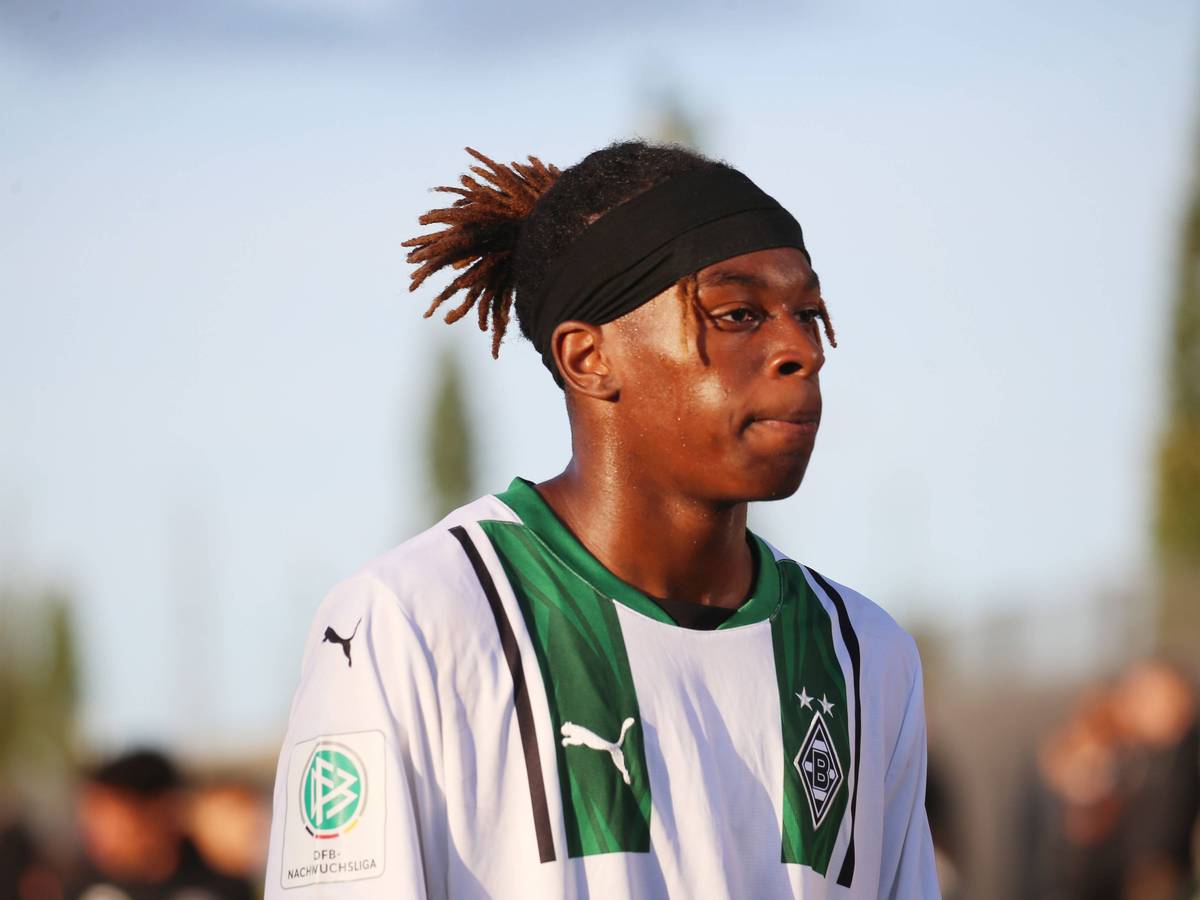 Winsley Boteli bei einem Spiel mit der U19.
