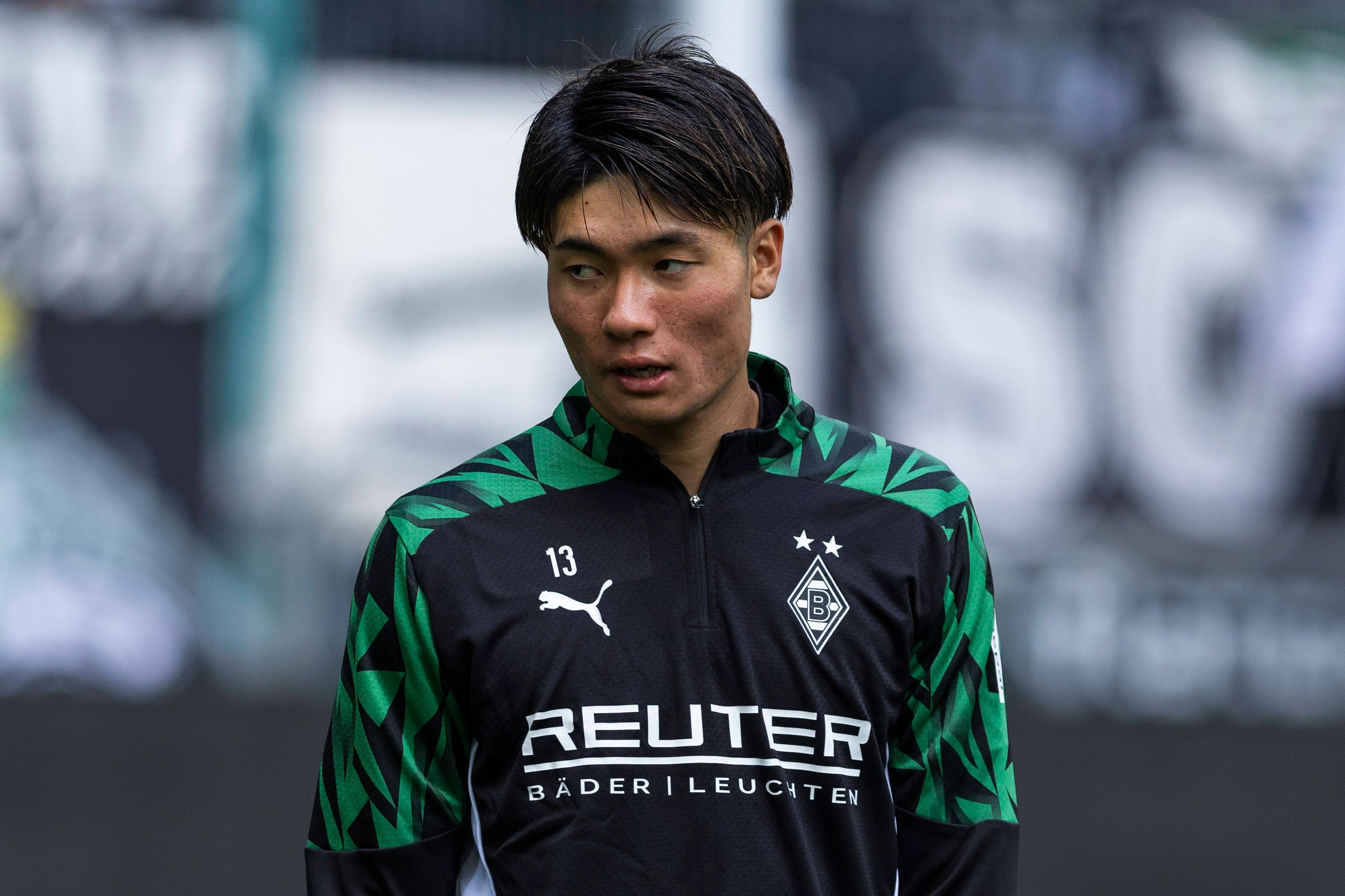 Shio Fukuda in der Gladbach-Jacke.
