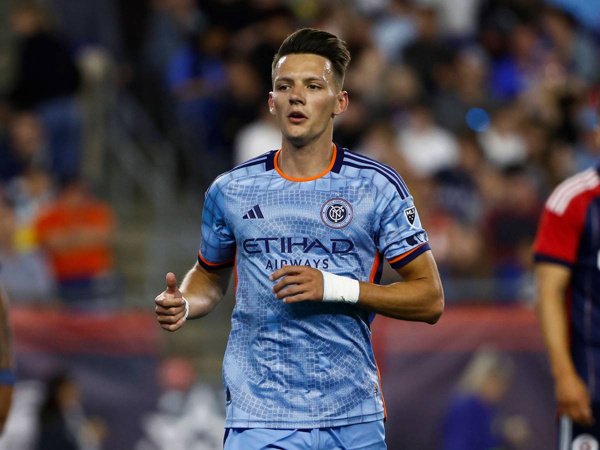 New Yorks Hannes Wolf läuft im MLS-Spiel bei New England Revolution über den Platz.