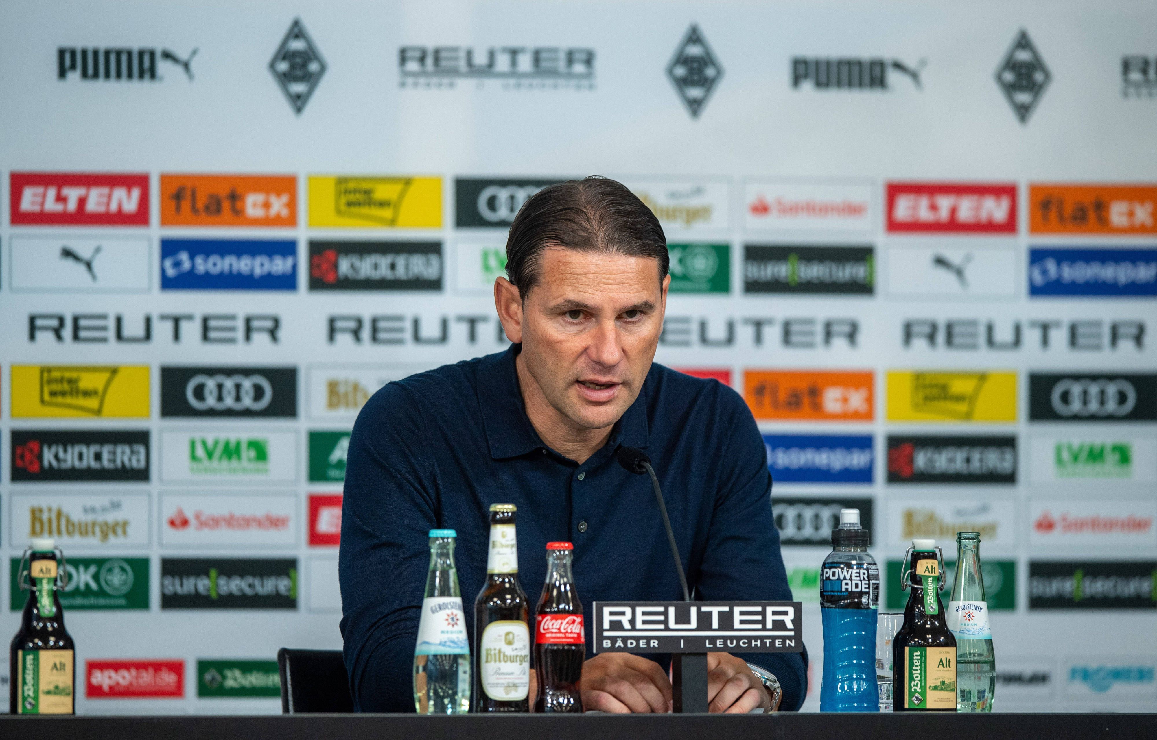 Gerardo Seoane auf der Pressekonferenz vor dem Spiel gegen Union Berlin.
