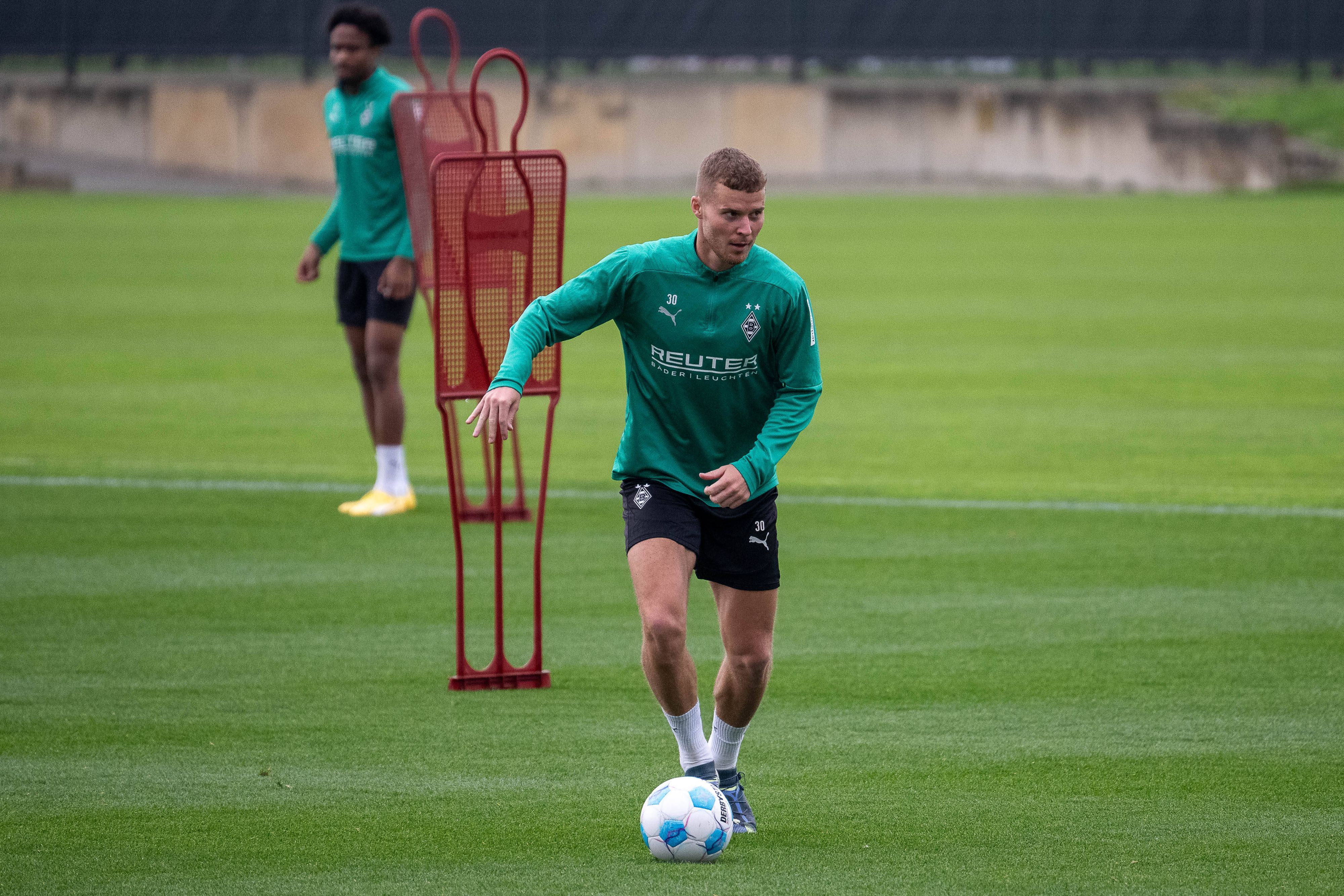 Nico Elvedi im Borussia-Training.