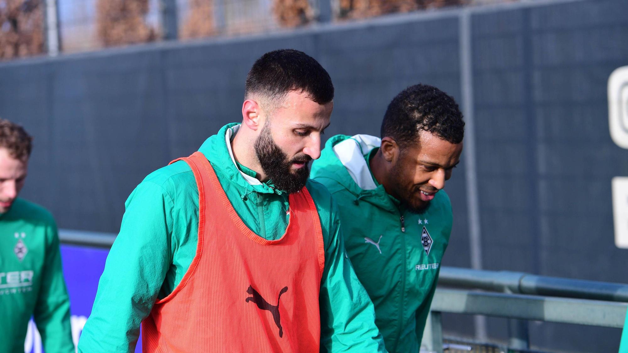 Franck Honorat und Alassane Plea beim Training.