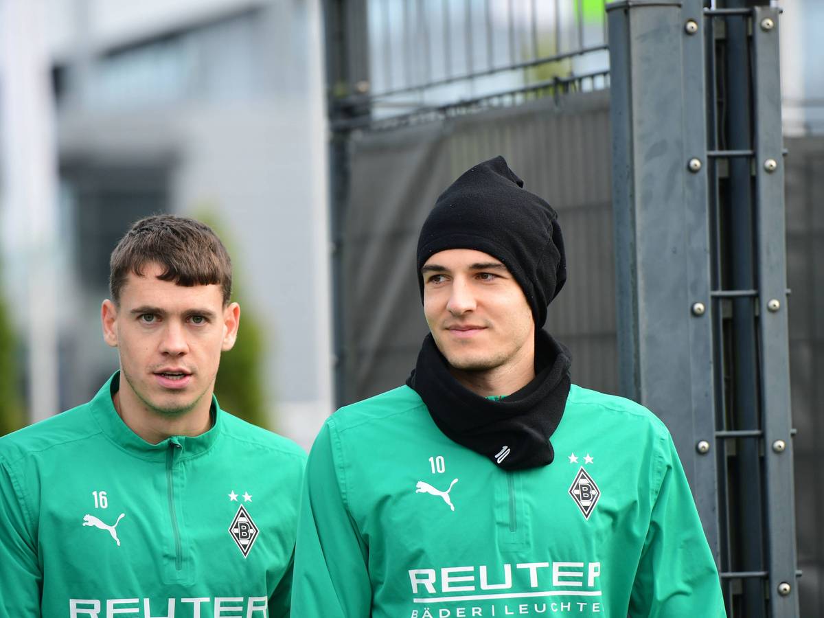 Florian Neuhaus und Philipp Sander im Training, gut gelaunt.