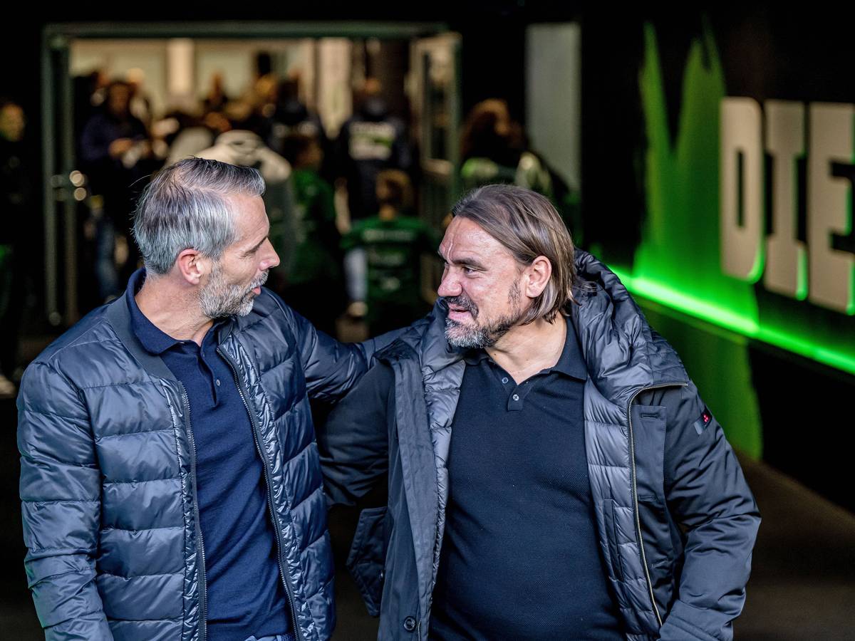 Marco Rose und Daniel Farke begrüßen sich im Borussia-Park.