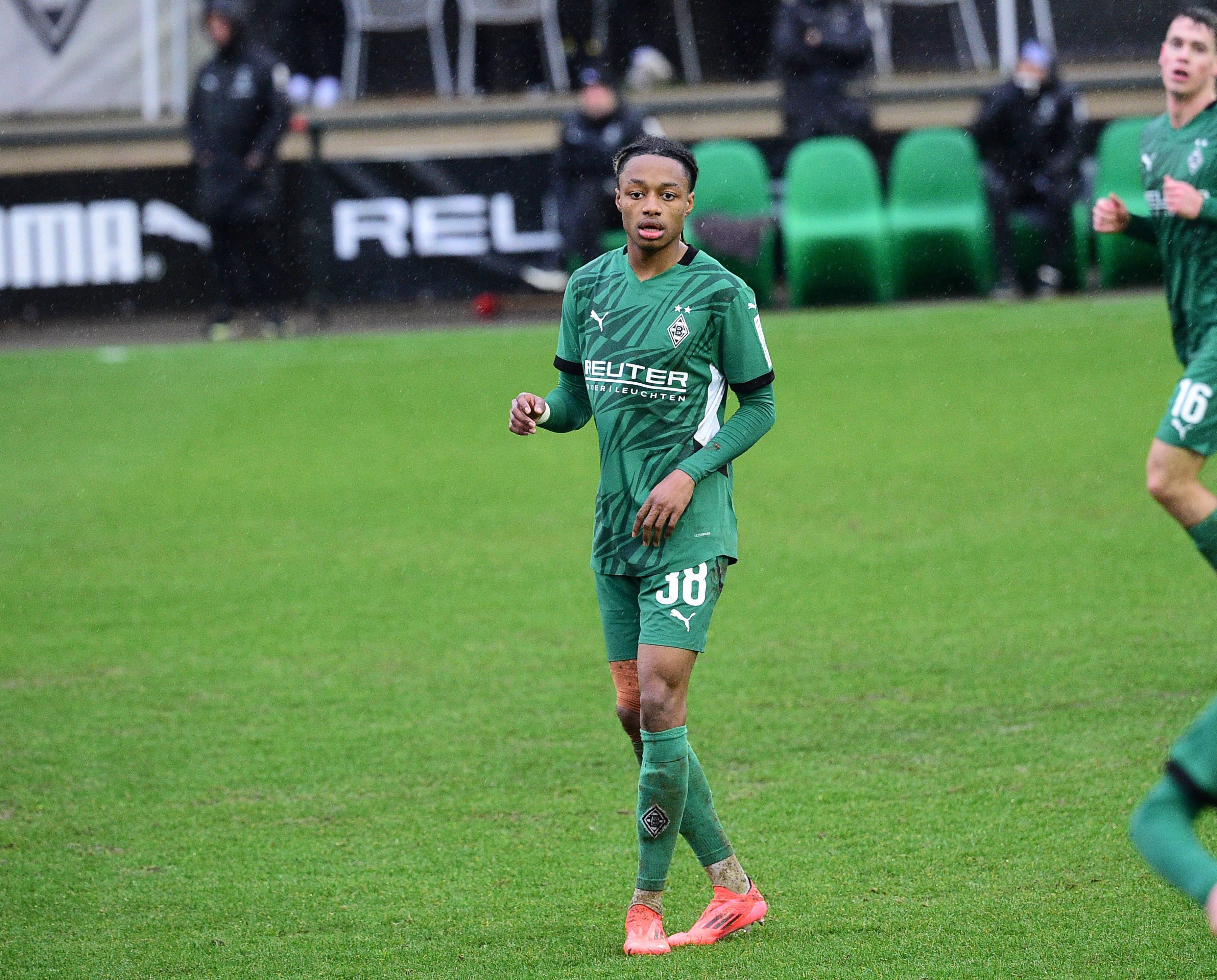Borussia Mönchengladbachs Yvandro Borges Sanches läuft im Testspiel gegen NEC Nijmegen über den Platz.
