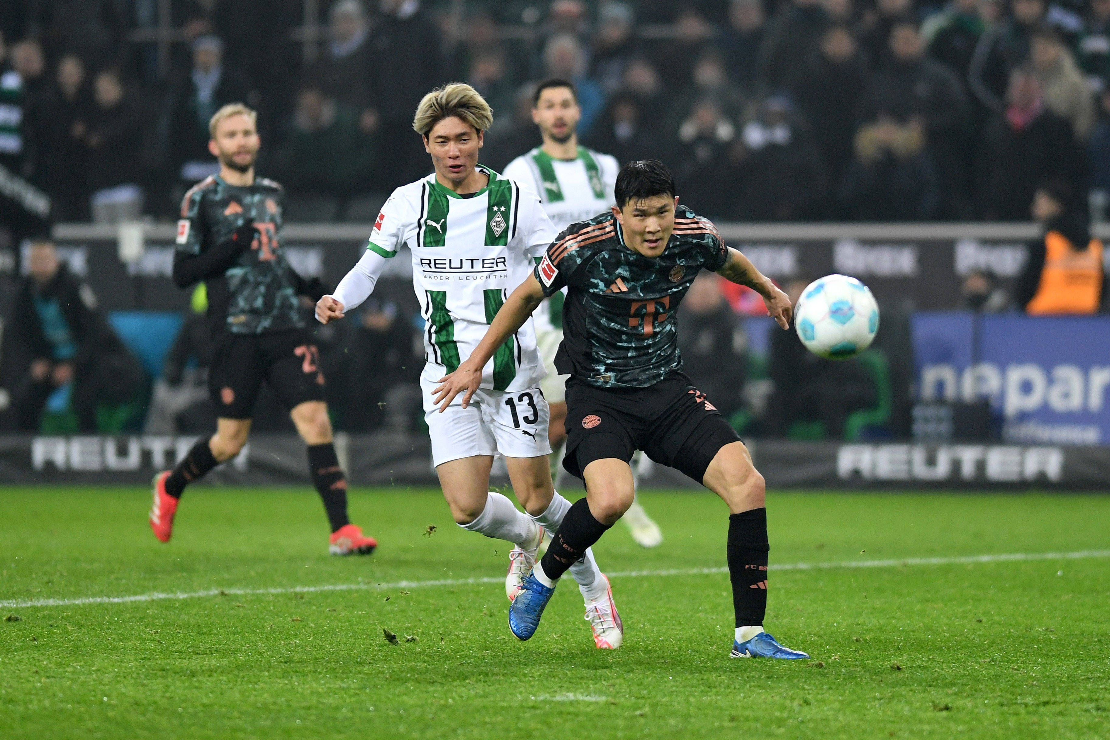 Shio Fukuda im Zweikampf mit Kim Min-jae.