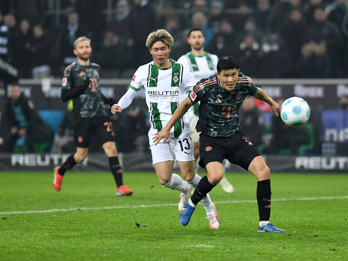 Shio Fukuda im Zweikampf mit Kim Min-jae.