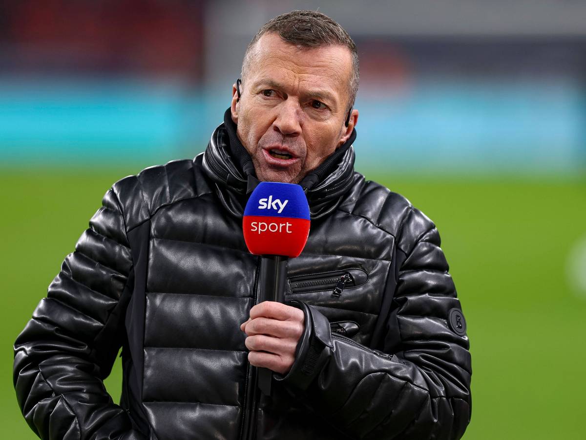 Lothar Matthäus am Sky-Mikrofon.