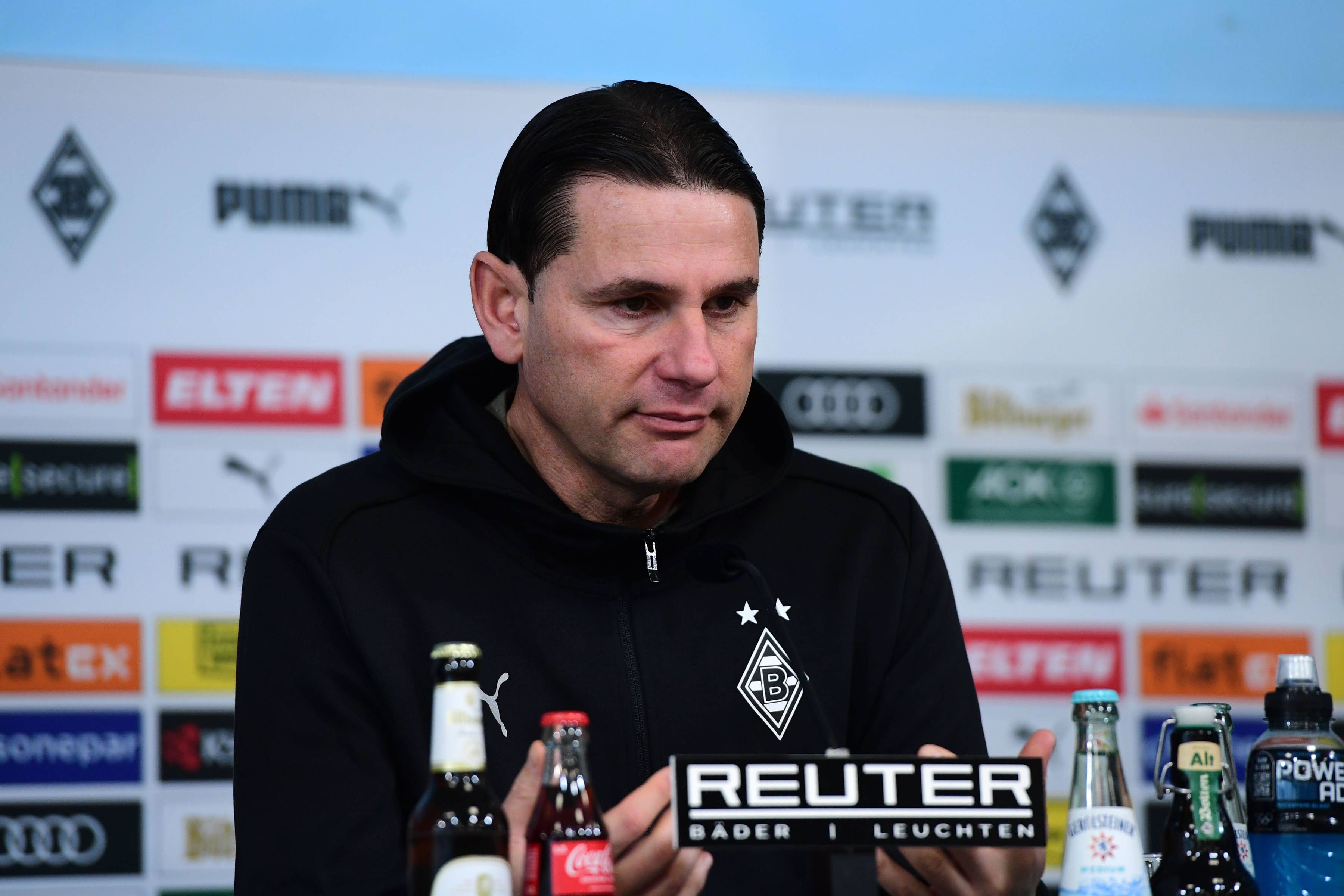 Gerardo Seoane auf der Pressekonferenz.