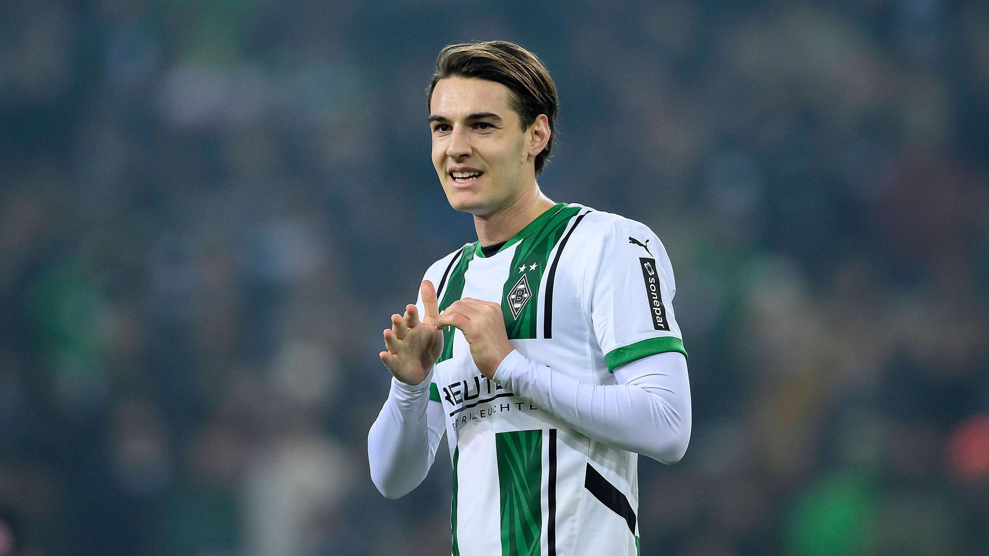 Florian Neuhaus beim Spiel von Borussia Mönchengladbach gegen Eintracht Frankfurt.