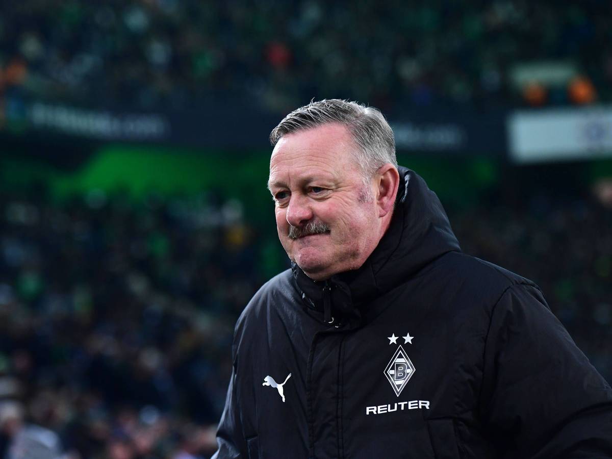 Roland Virkus im Borussia-Park.