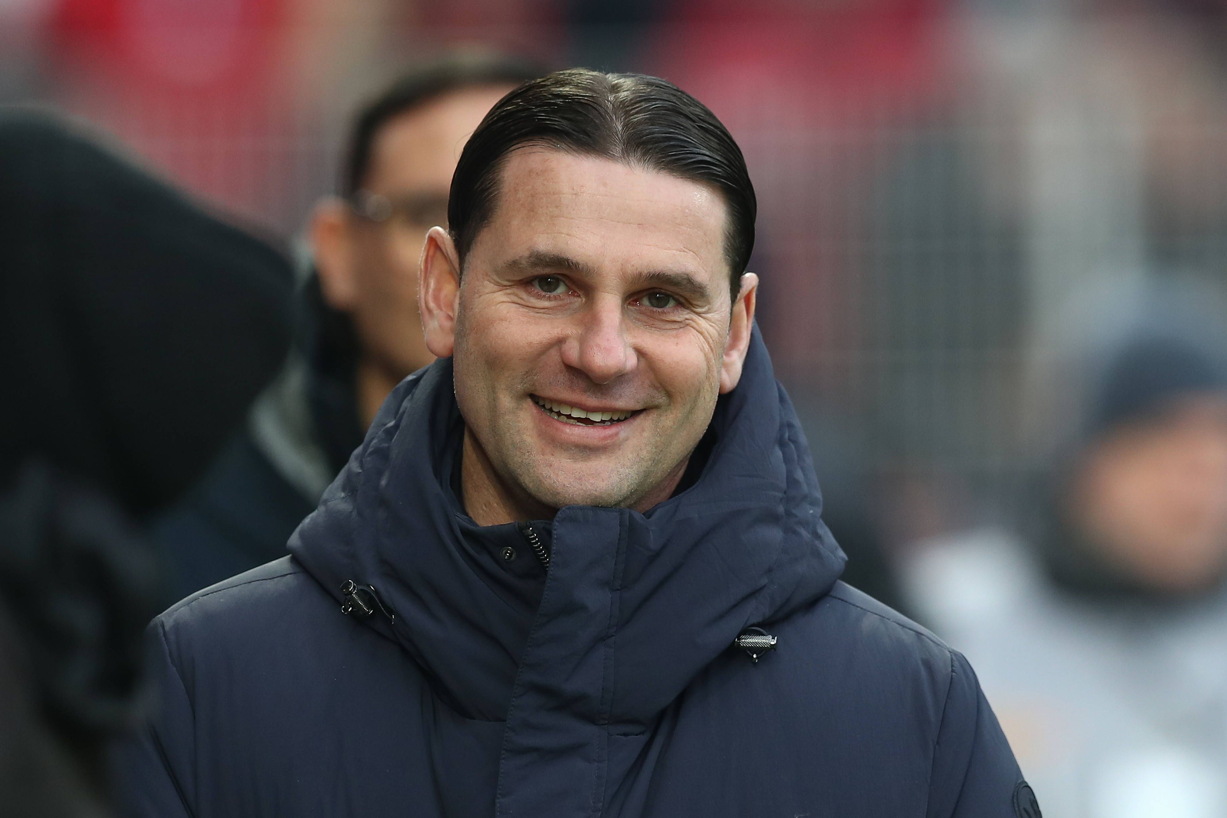 Gerardo Seoane lächelt.