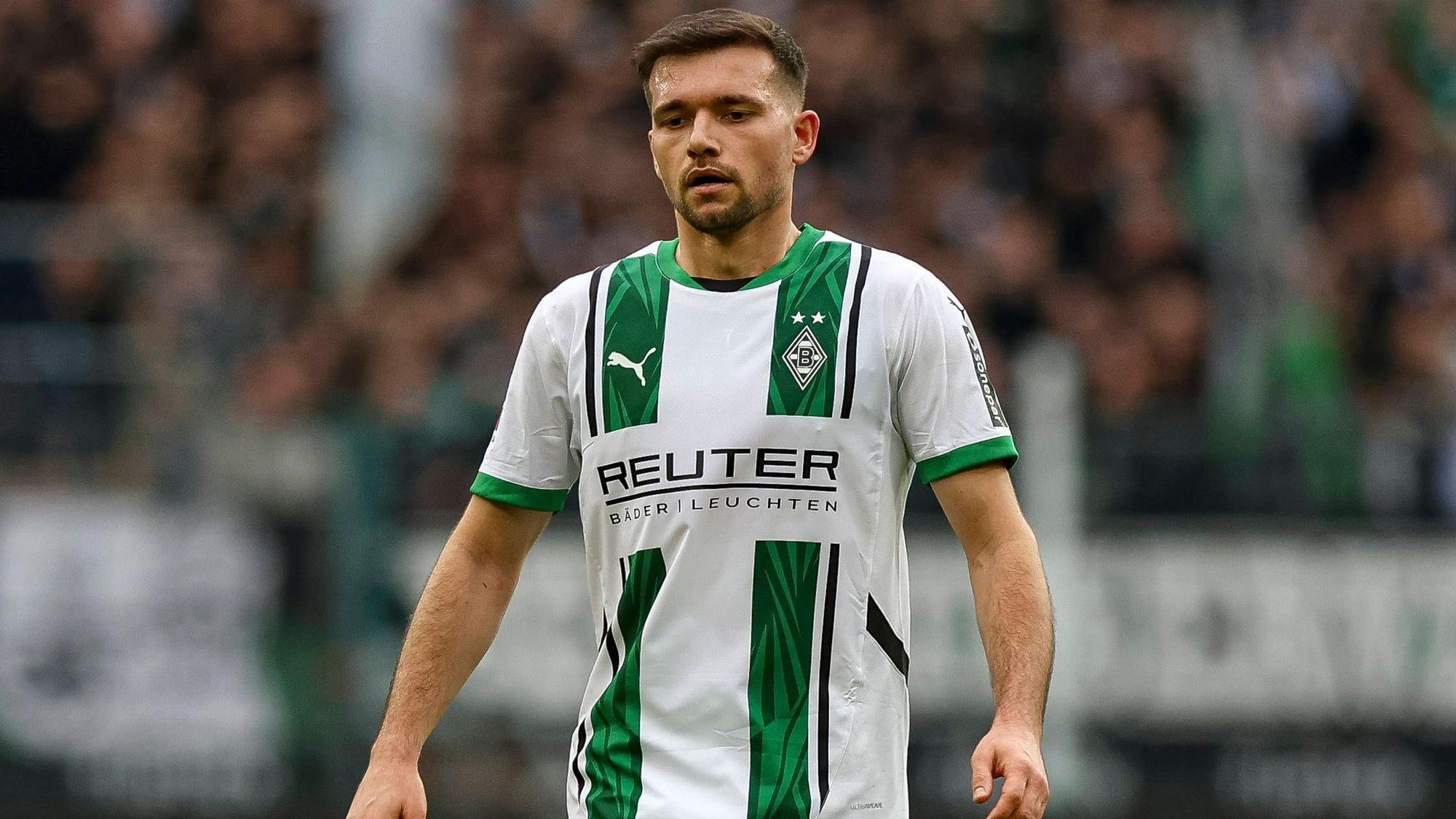 Kevin Stöger wirkt frustriert.