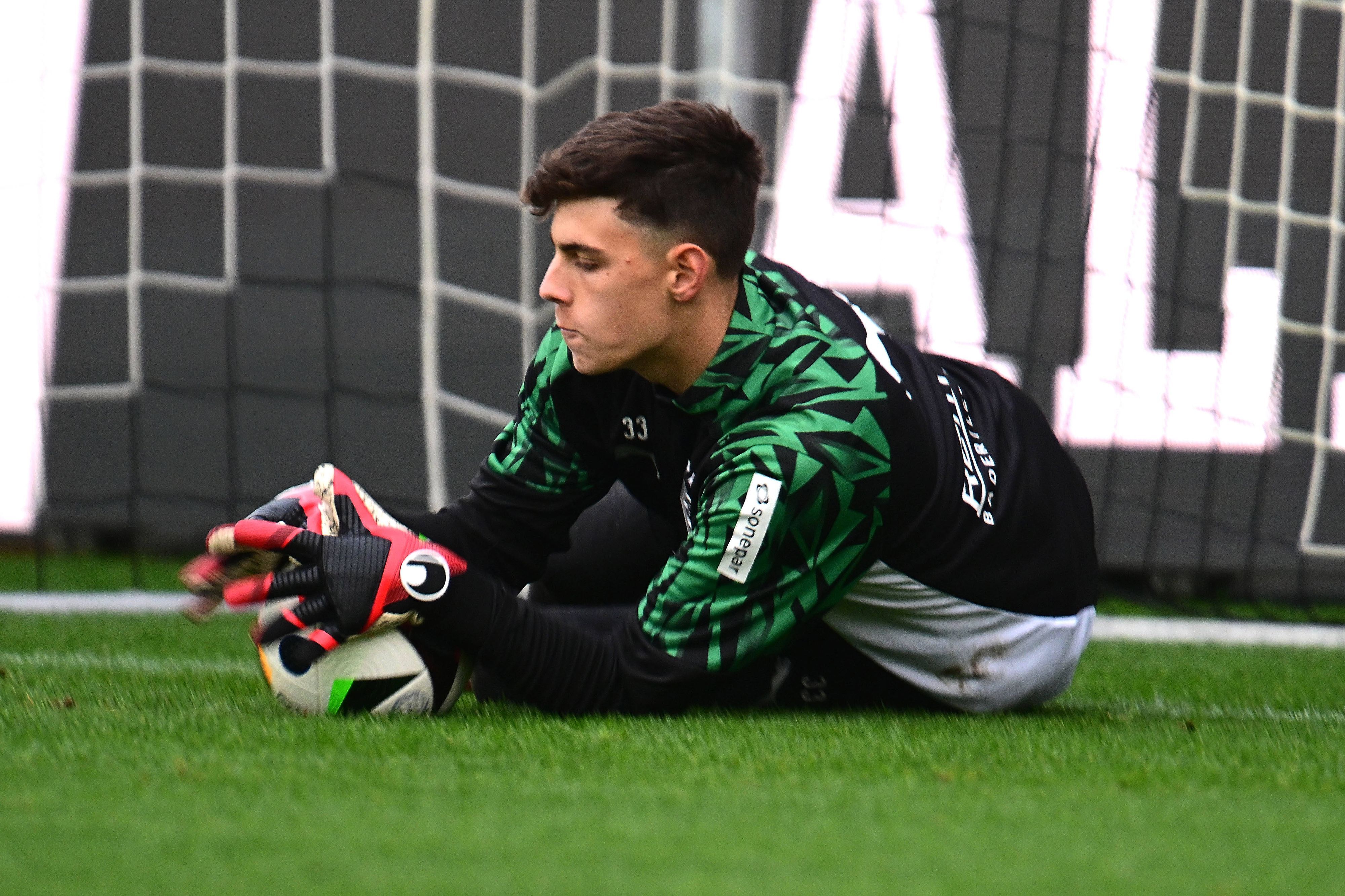 Maximilian Neutgens im Keeper-Training.