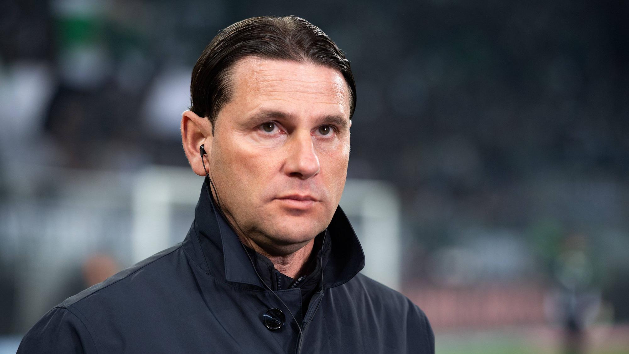 Gerardo Seoane blickt in die Ferne.