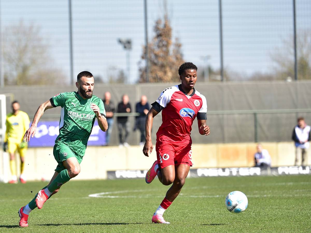 .Franck Honorat jagt dem Ball hinterher