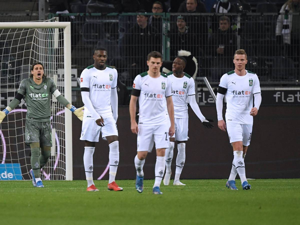 Spieler von Borussia Mönchengladbach sind ratlos.