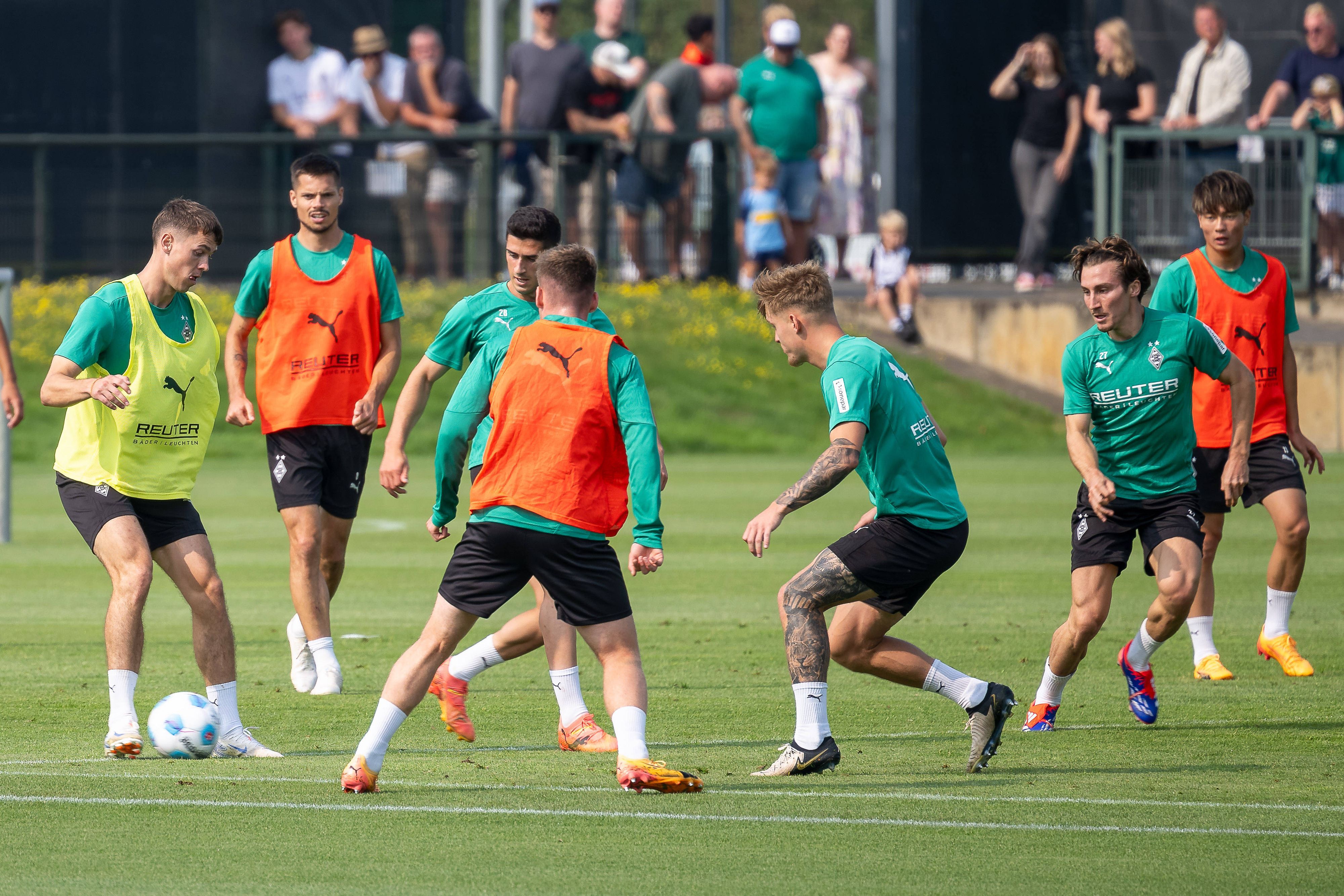 Spieler von Borussia Mönchengladbach beim Training.