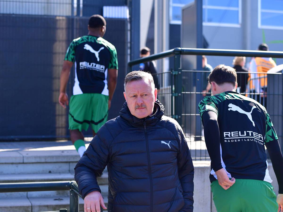 Roland Virkus bei einem Testspiel von Borussia Mönchengladbach.