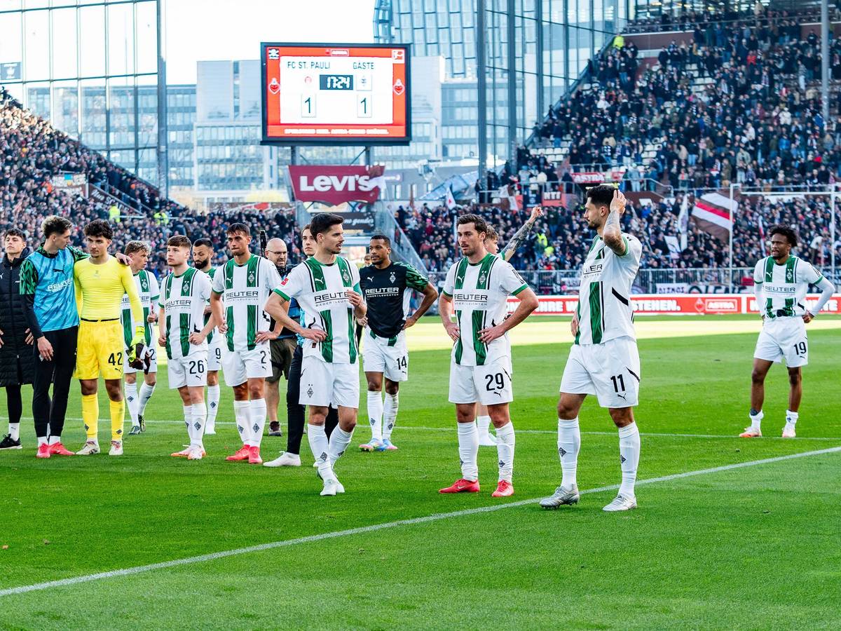 Spieler von Borussia Mönchengladbach sind enttäuscht.