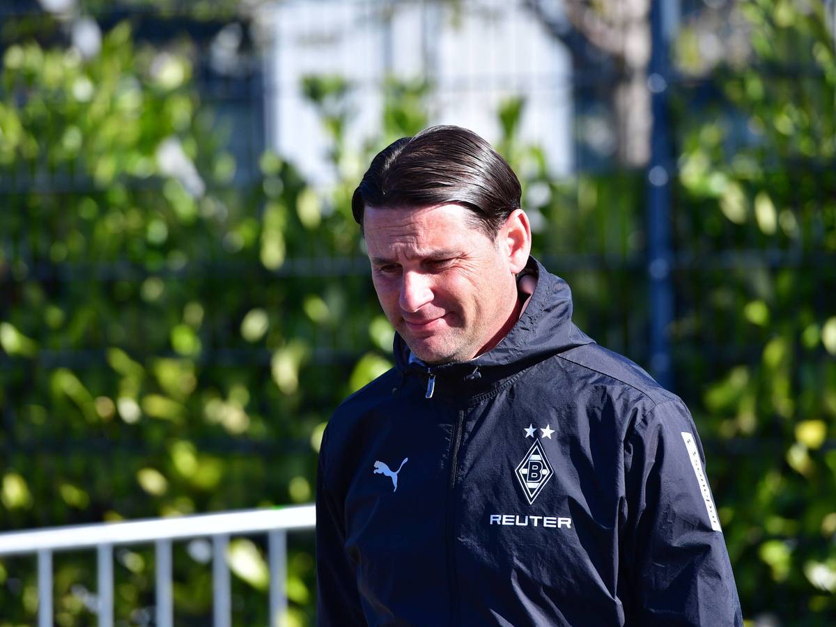 Gerardo Seoane beim Training von Borussia Mönchengladbach.