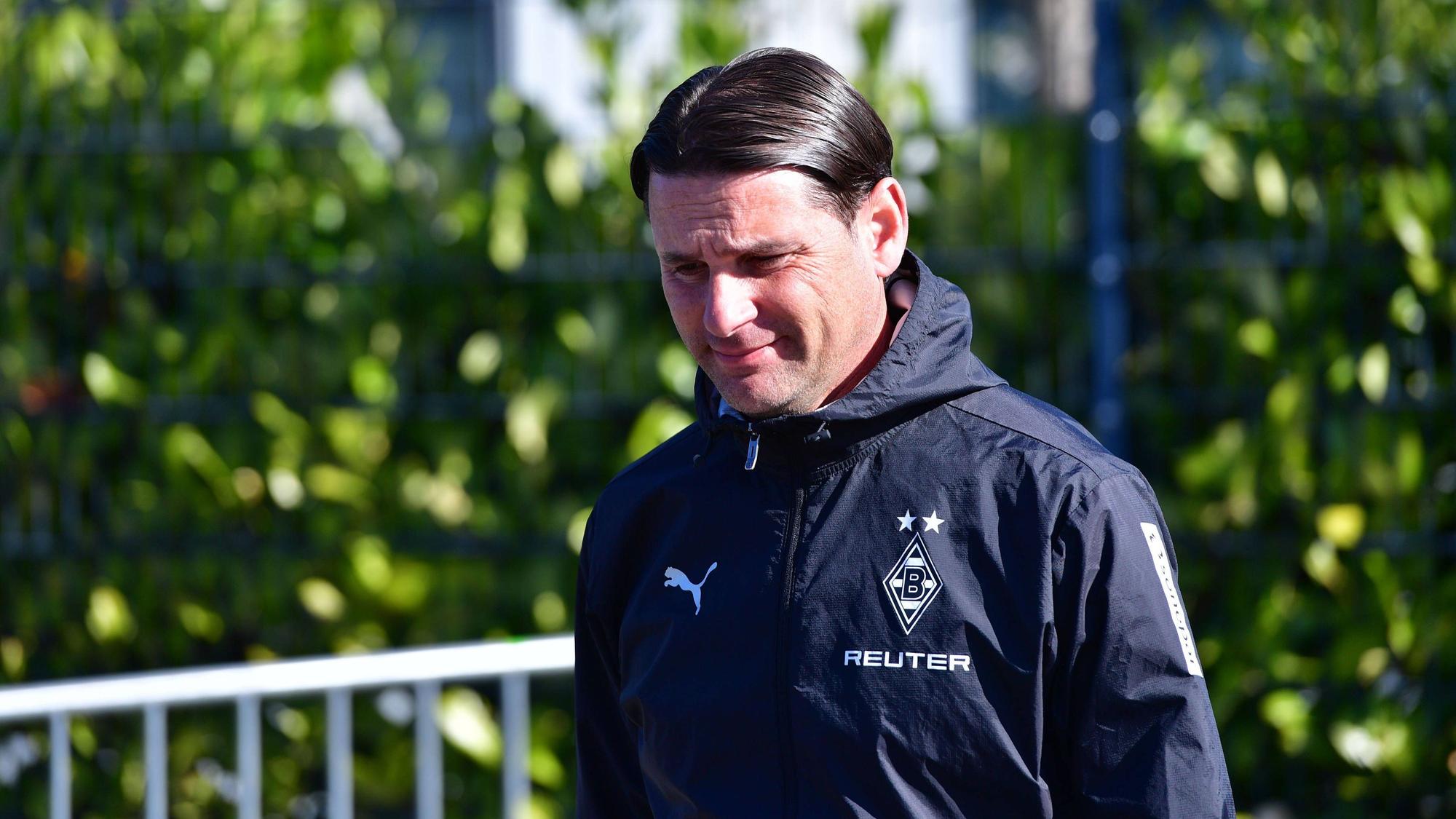 Gerardo Seoane beim Training von Borussia Mönchengladbach.