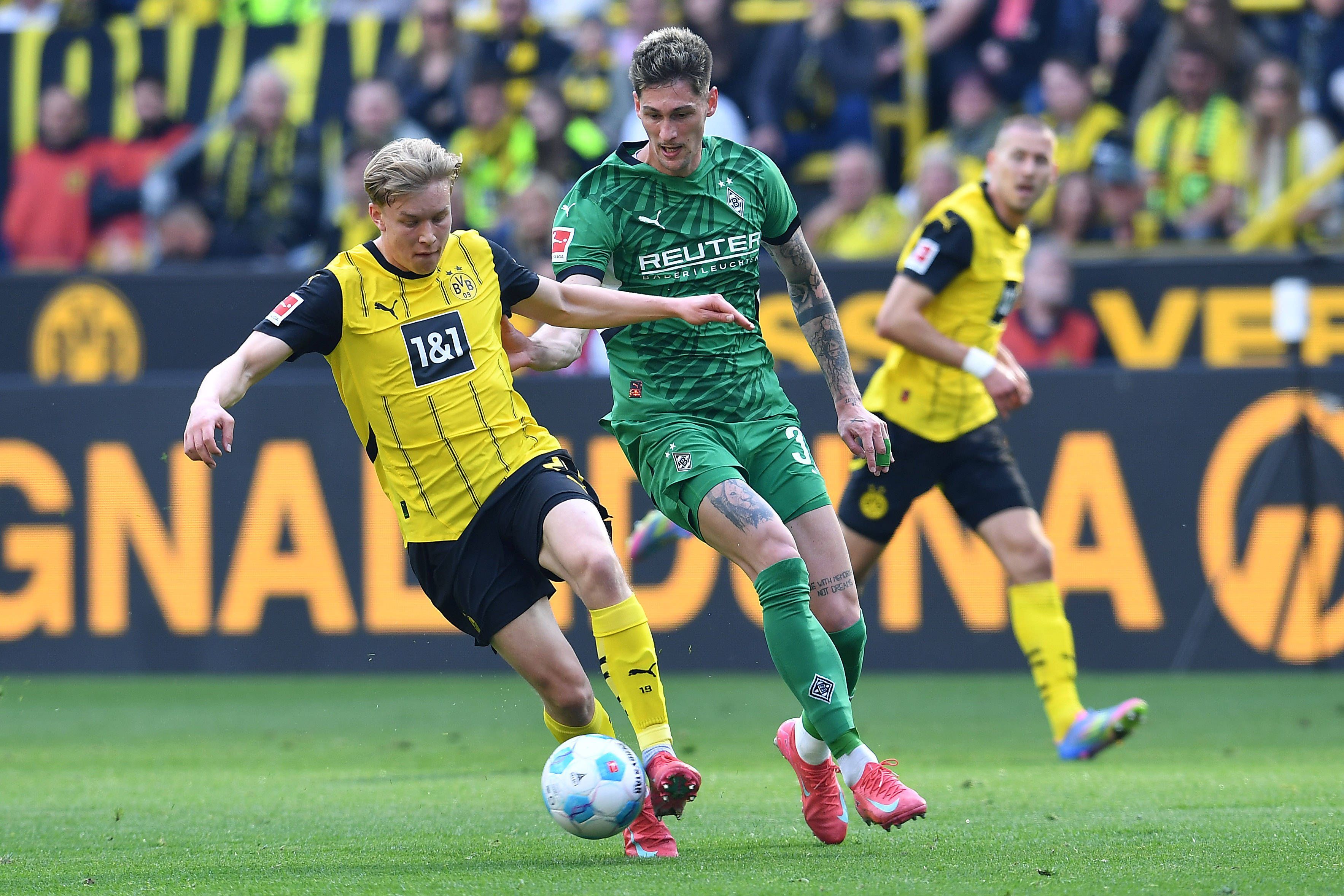 Tomas Cvancara im Zweikampf.