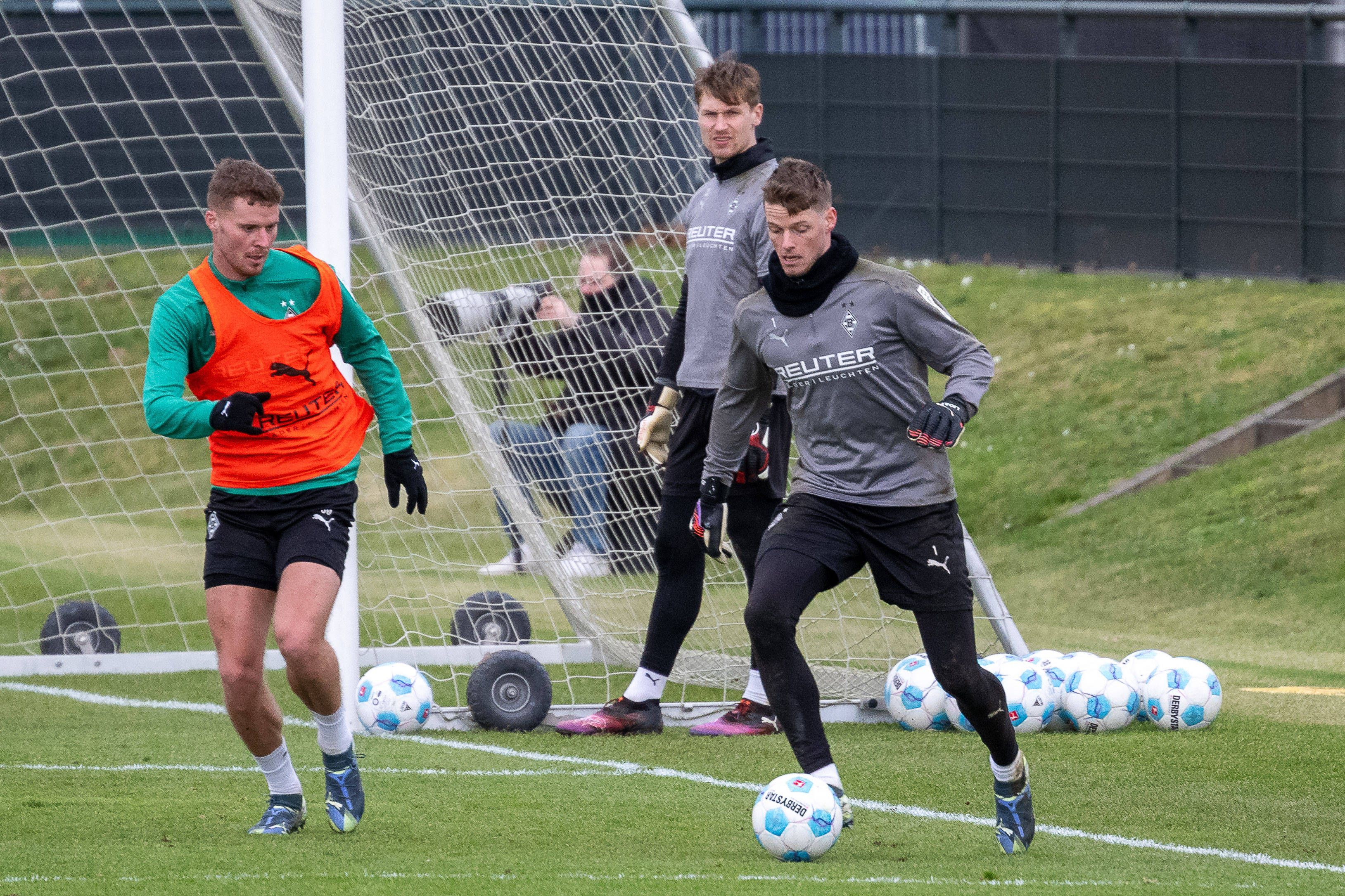 Jonas Omlin beim Training.