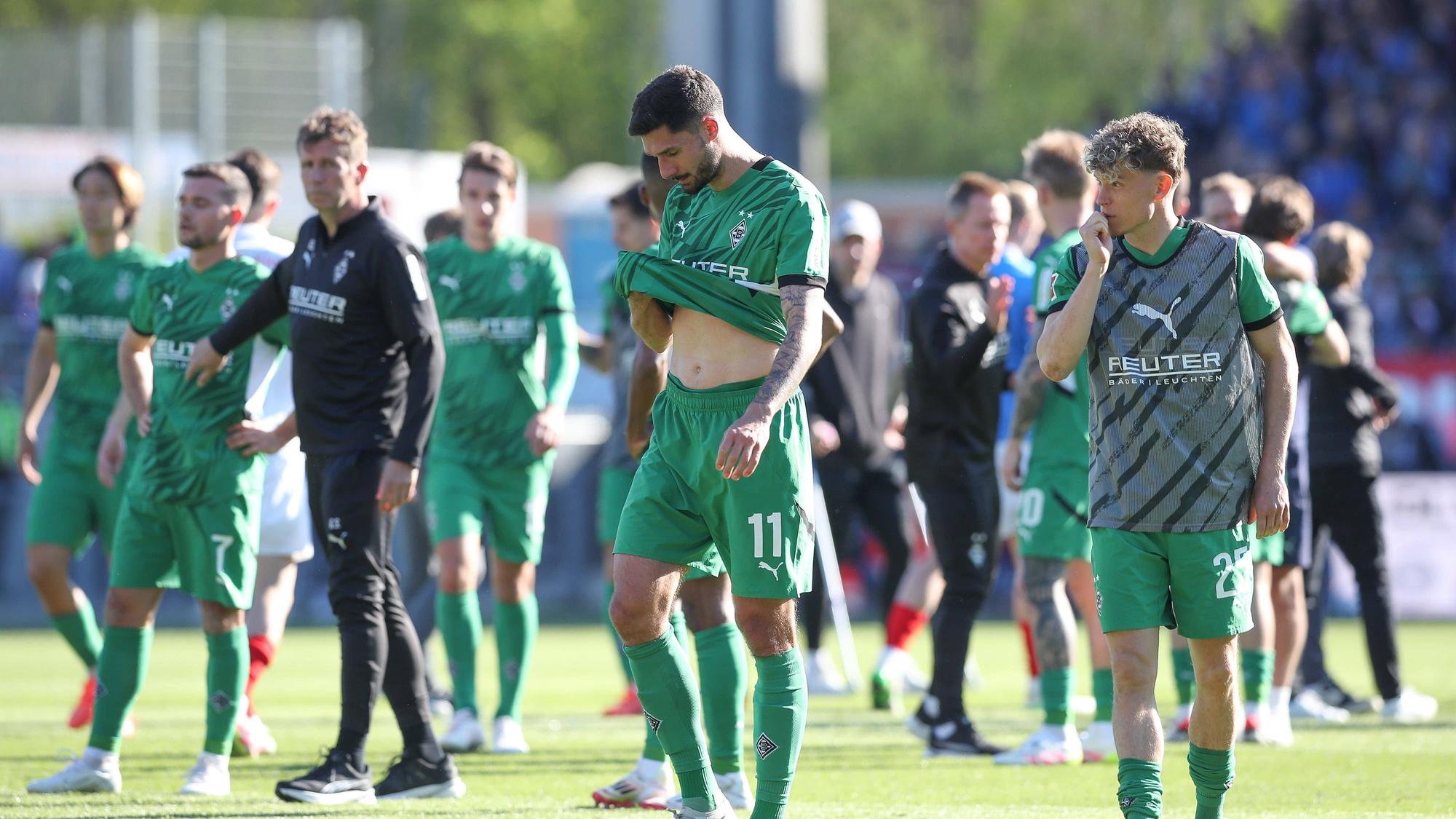 Spieler von Borussia Mönchengladbach sind frustriert.